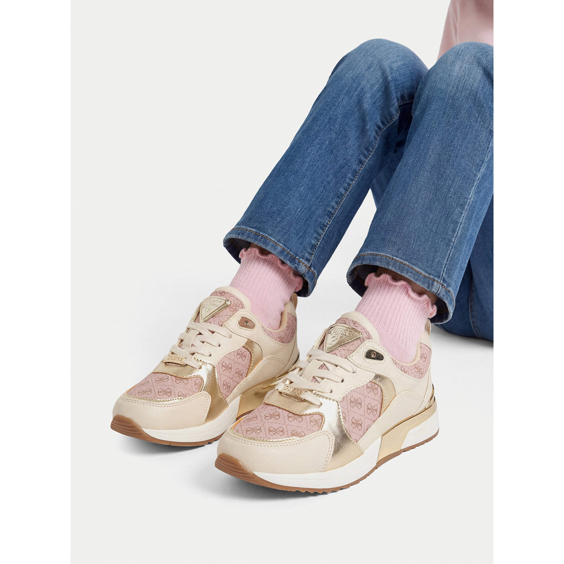 Сникърси Guess CEOWB-CS24049-01 Бежов
