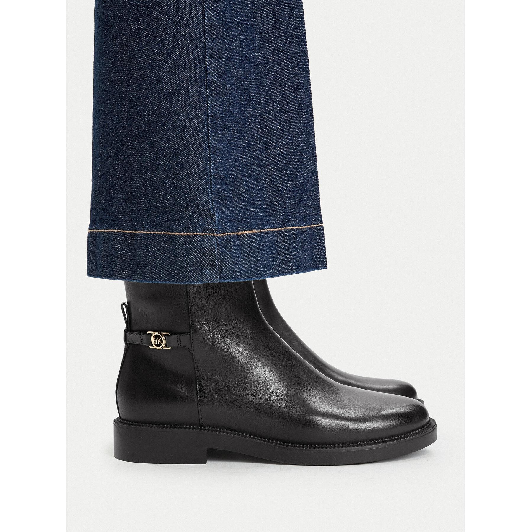 Боти MICHAEL Michael Kors 40F5MAME5L Черен