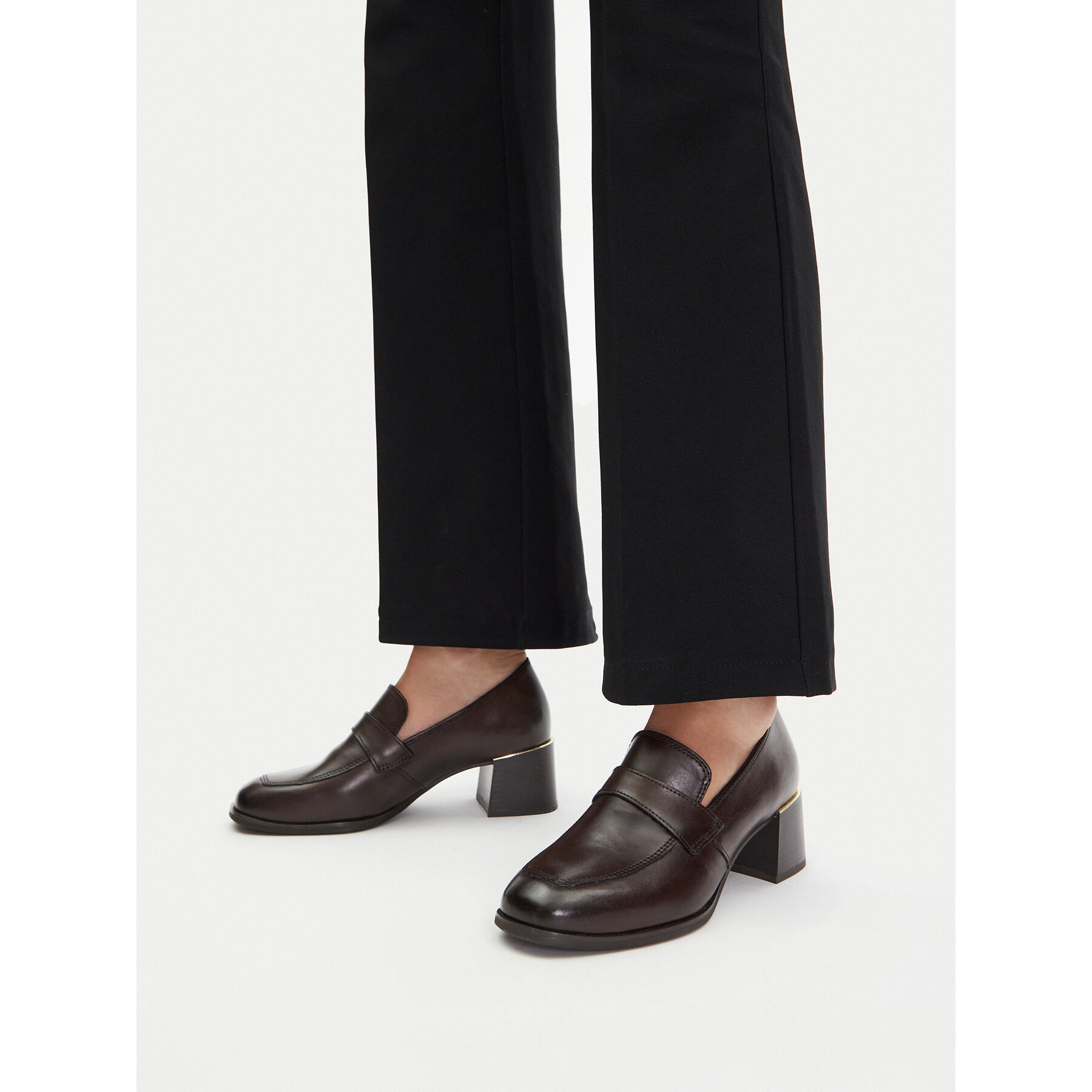 Pantofi Lasocki CEO-WB-THESSA-06M Maro