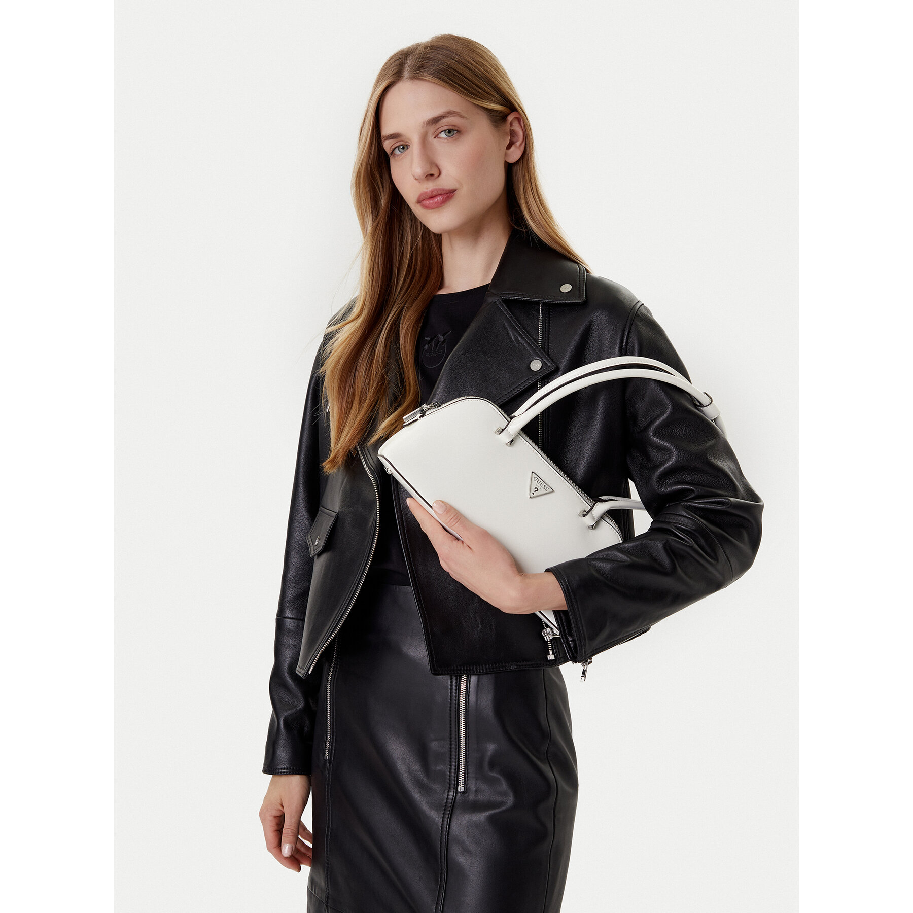 Дамска чанта Guess Arnela HWNY94 96080 Бял