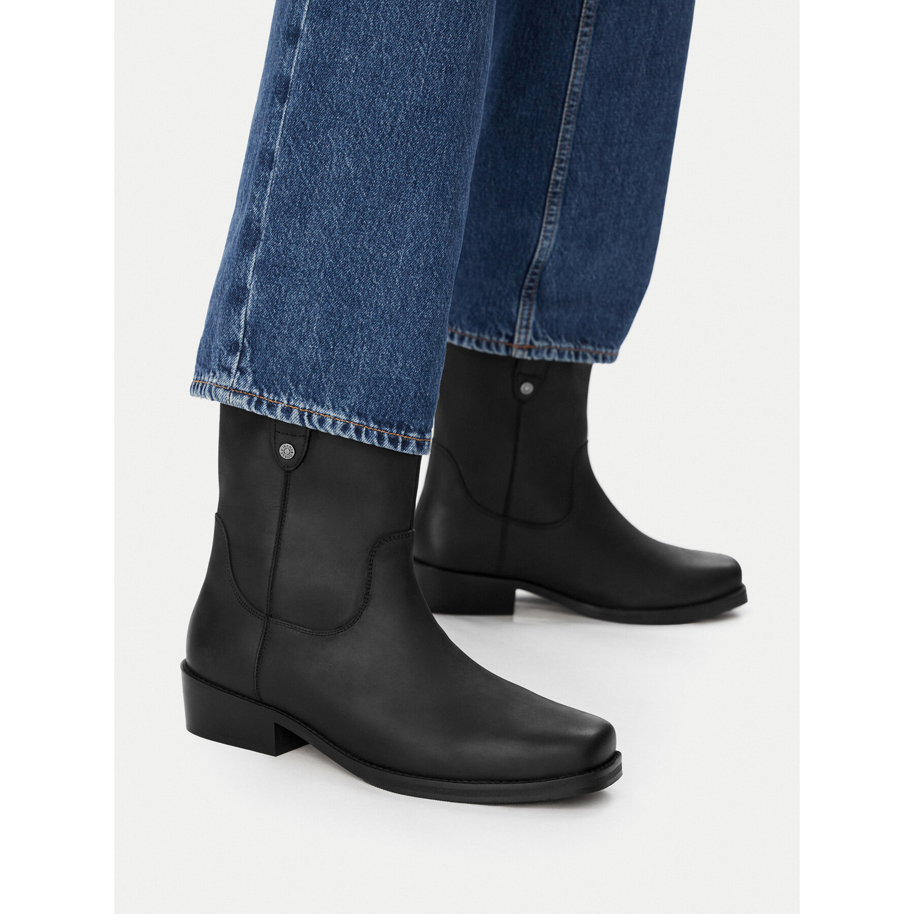 Μποτάκια Guess Jeans EO-KEANU-03 MI24 Μαύρο