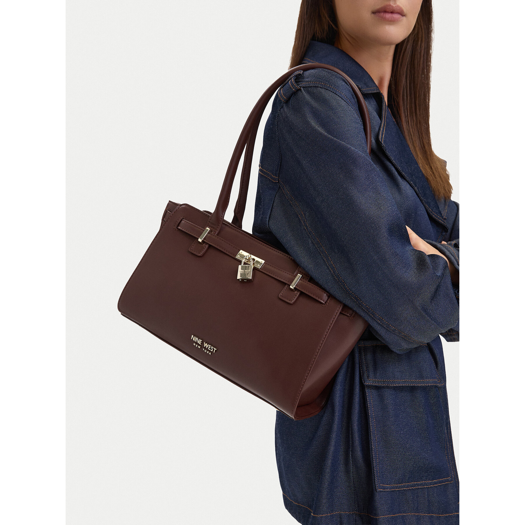 Дамска чанта Nine West EO-GOLDEN FRAME-LDA9424 Кафяв