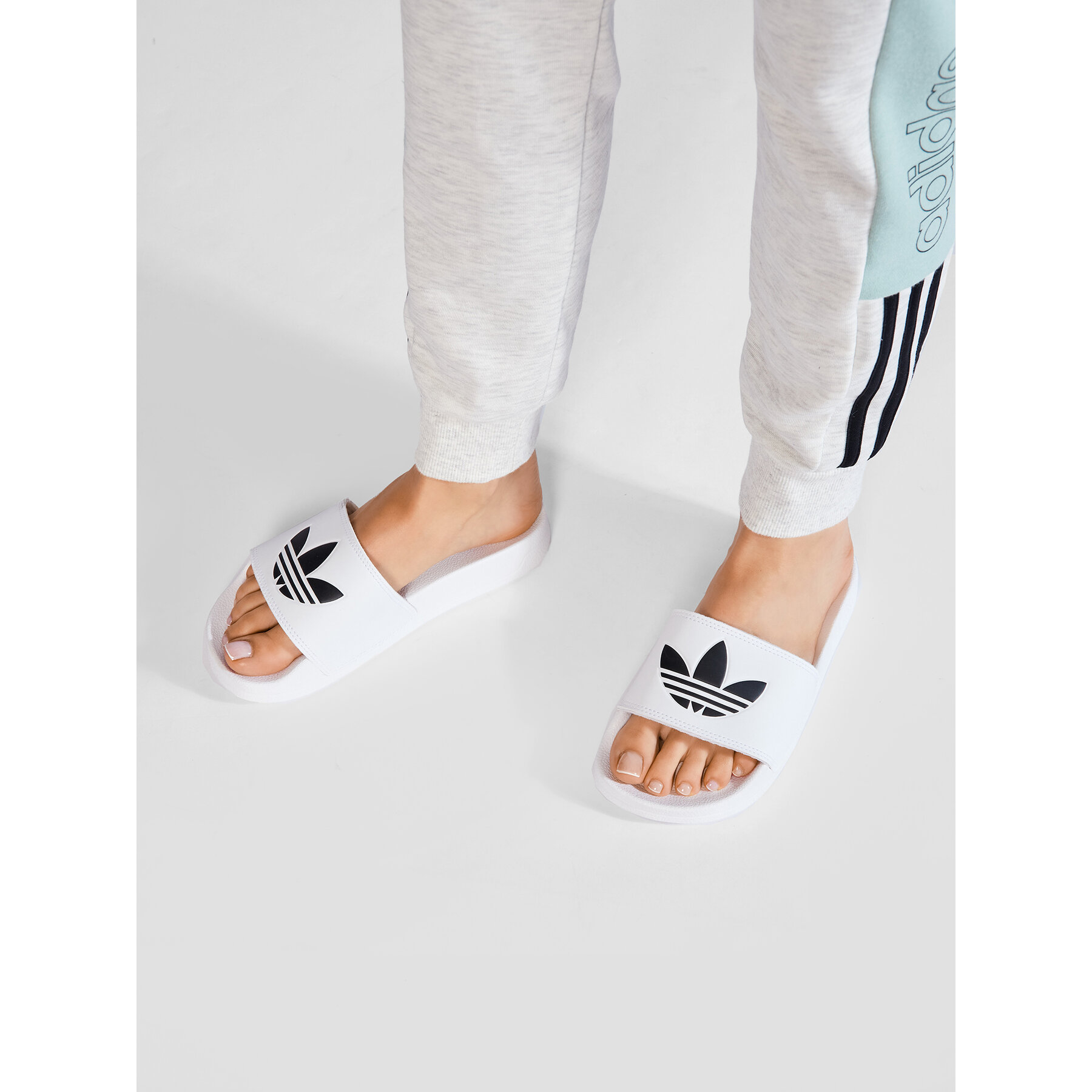 Natikači adidas adilette Lite FU8297 Bela