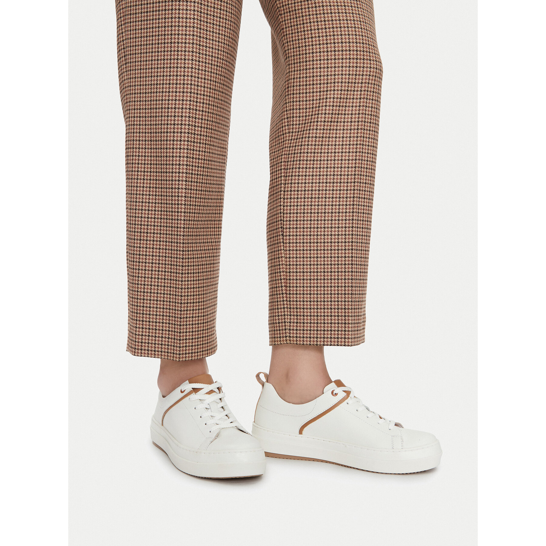 Superge Lasocki WI23-VESA-26 Bela