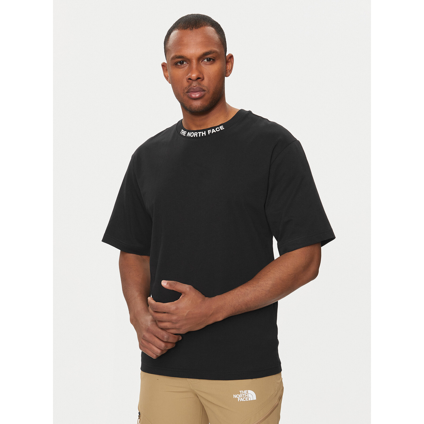 The North Face T-shirt Zumu NF0A87DD Nero Regular Fit