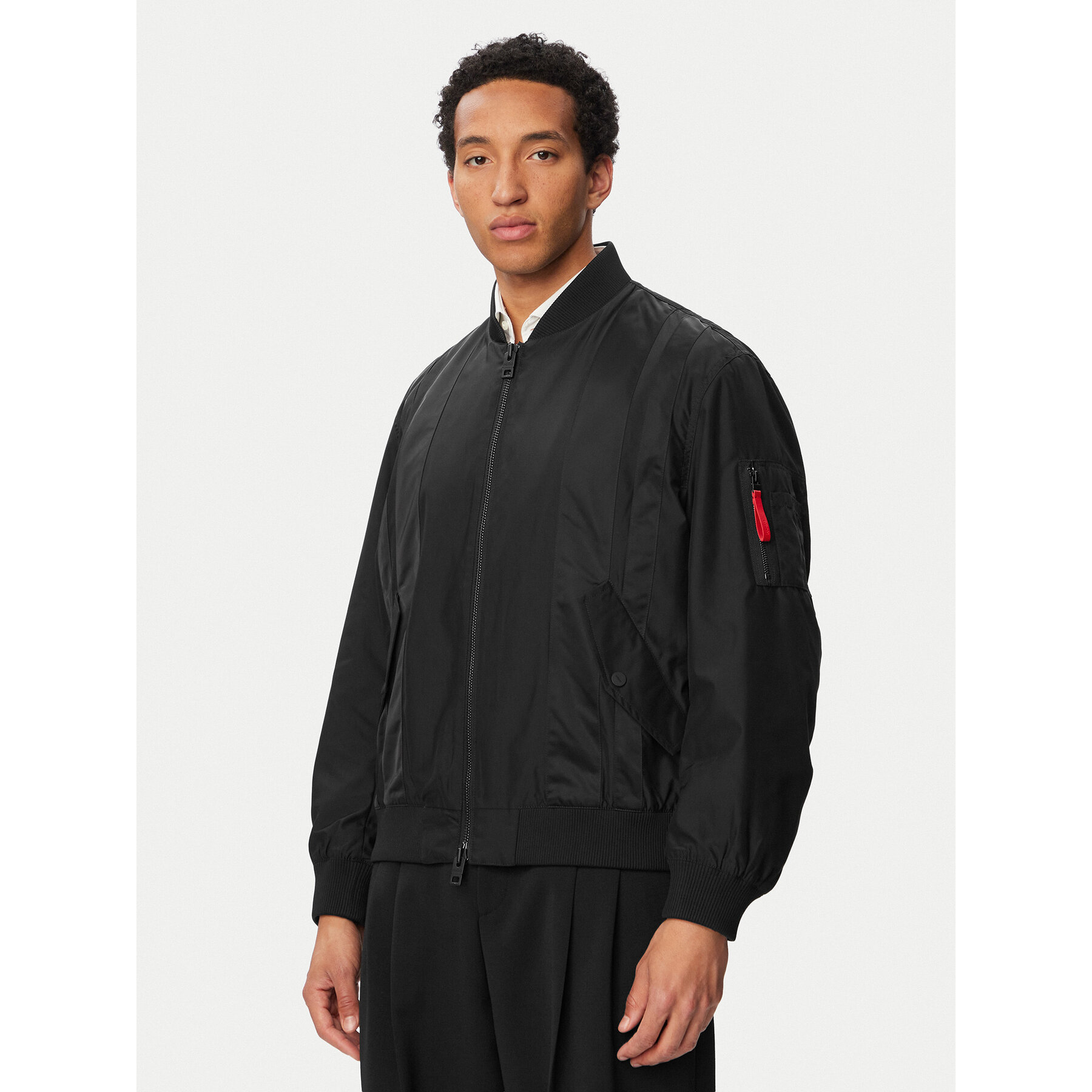 HUGO Bomberjacke Badamo 2621 50556484 Schwarz Regular Fit