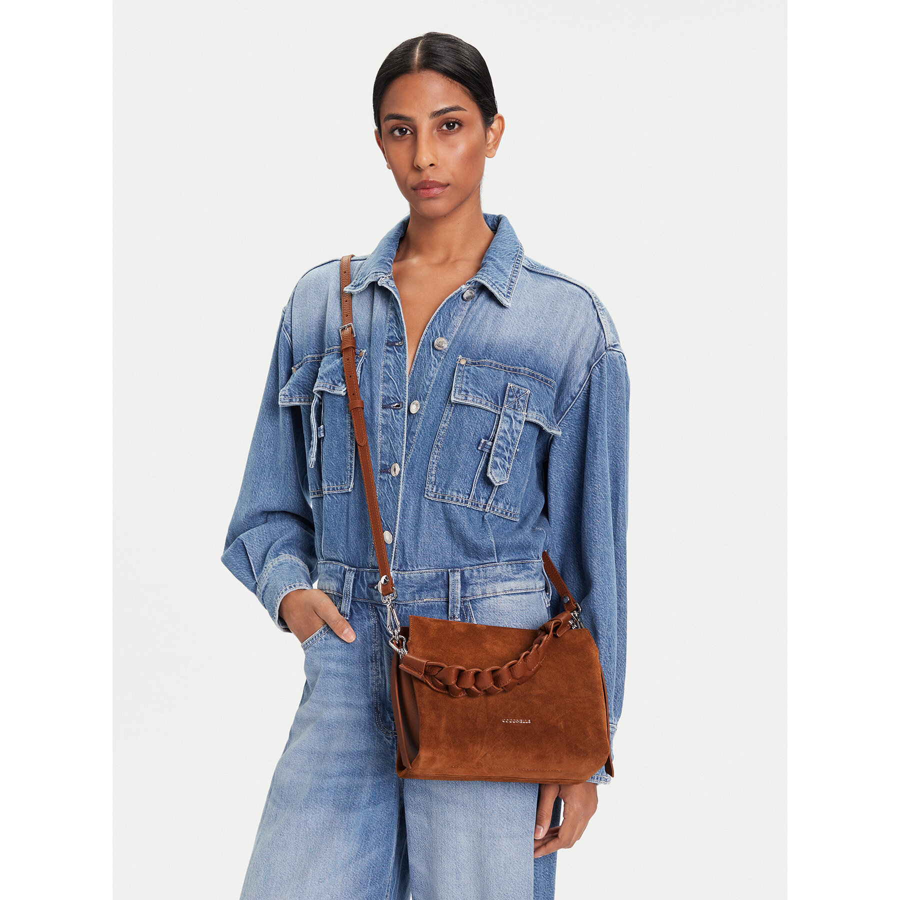 Дамска чанта Coccinelle P6P Boheme Suede Bimaterial E1 P6P 58 01 01 Кафяв