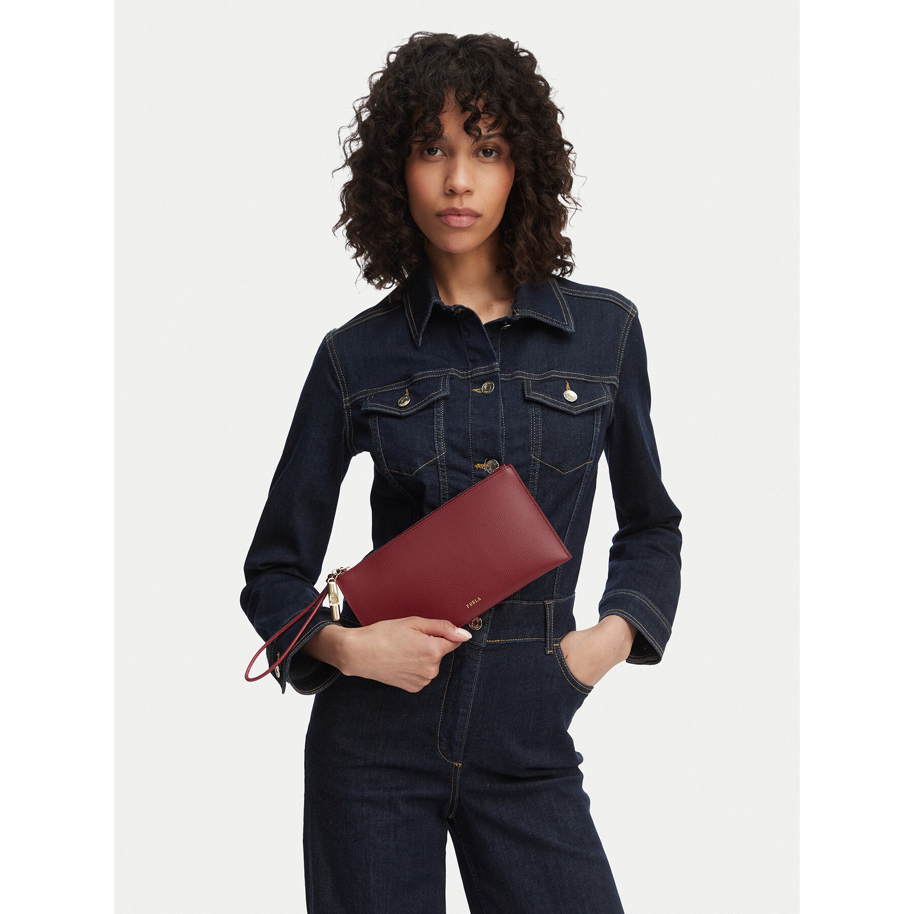 Táska Furla Iride M WE00890 ARE000 CN CGQ00 Bordó