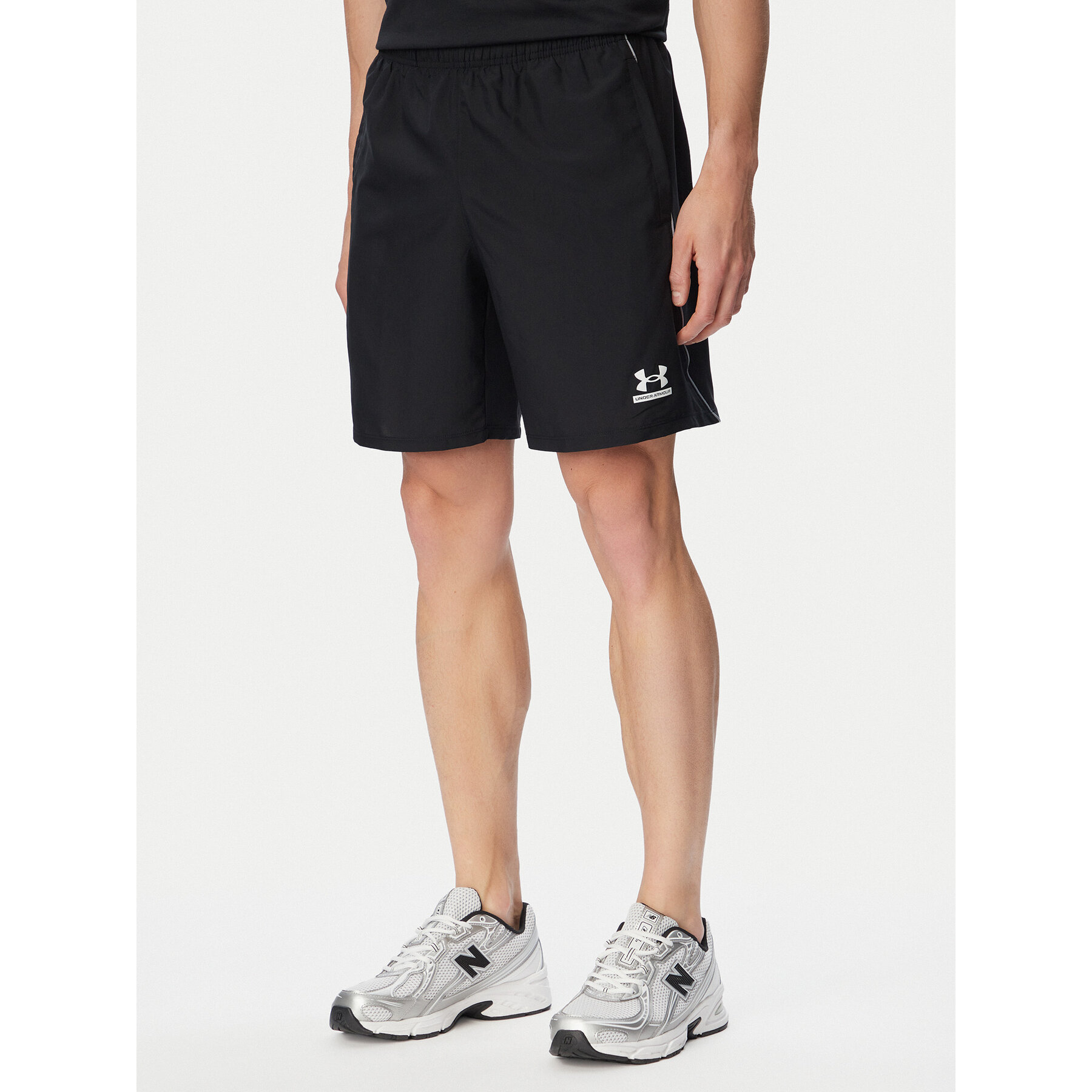 Under Armour Sportshorts Tech™ Sport 6014639 Schwarz Loose Fit