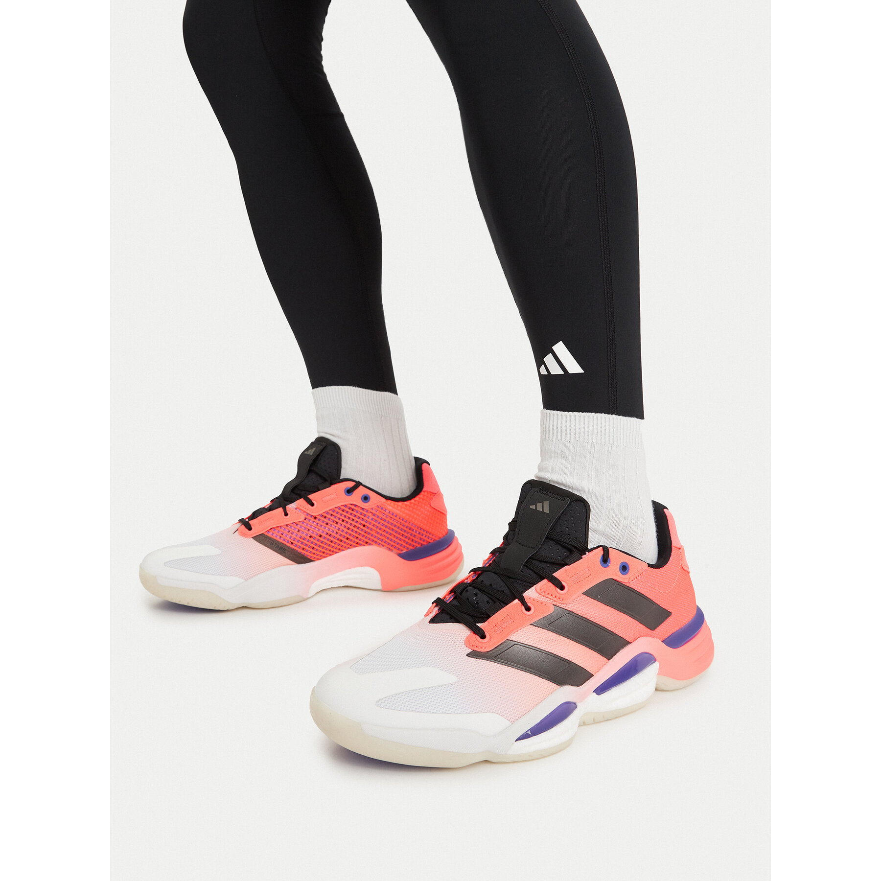 Halové topánky adidas Stabil 16 Indoor Shoes KJ9678 Ružová