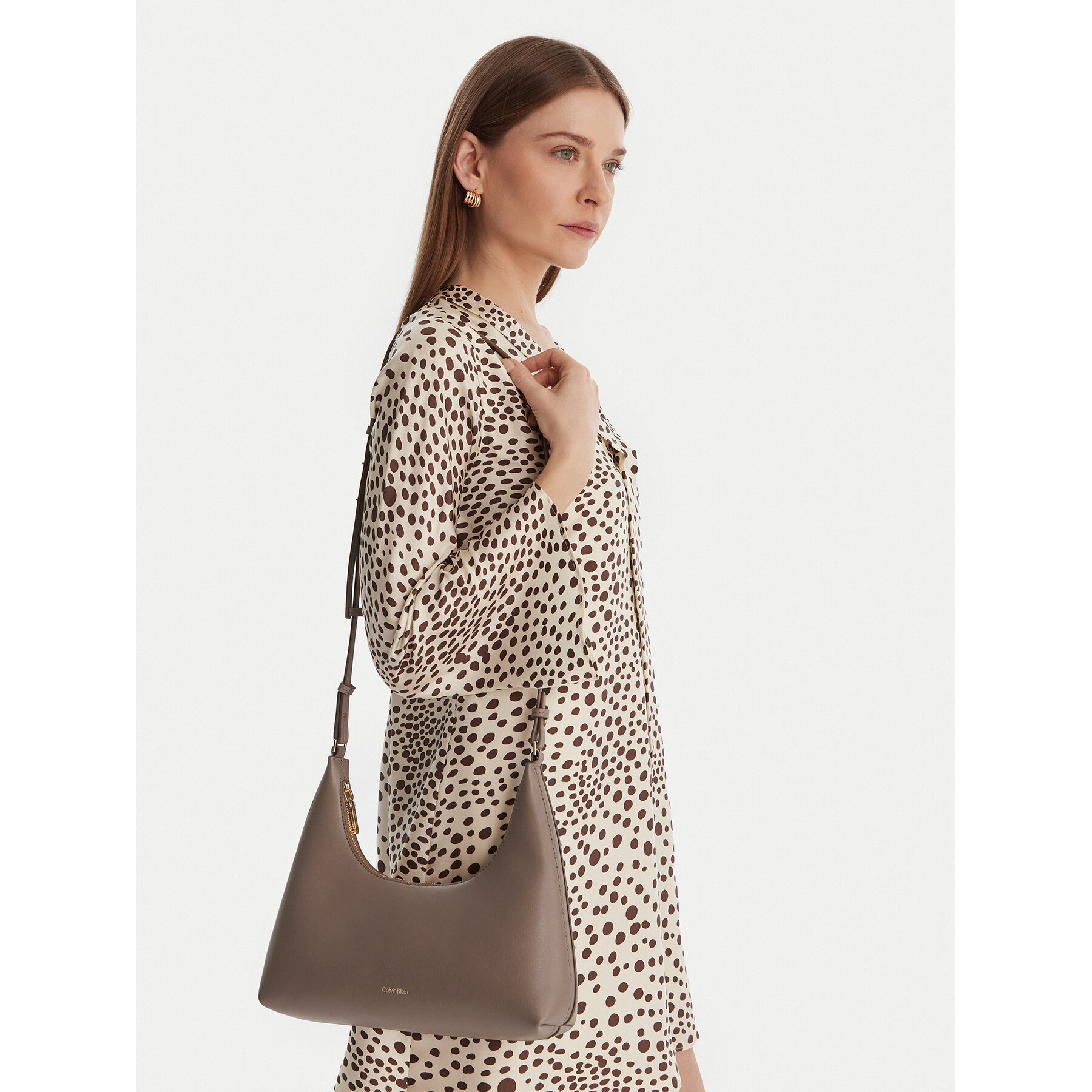 Дамска чанта Calvin Klein Foil Logo Conv Shoulder Bag LV04F3272G Бежов