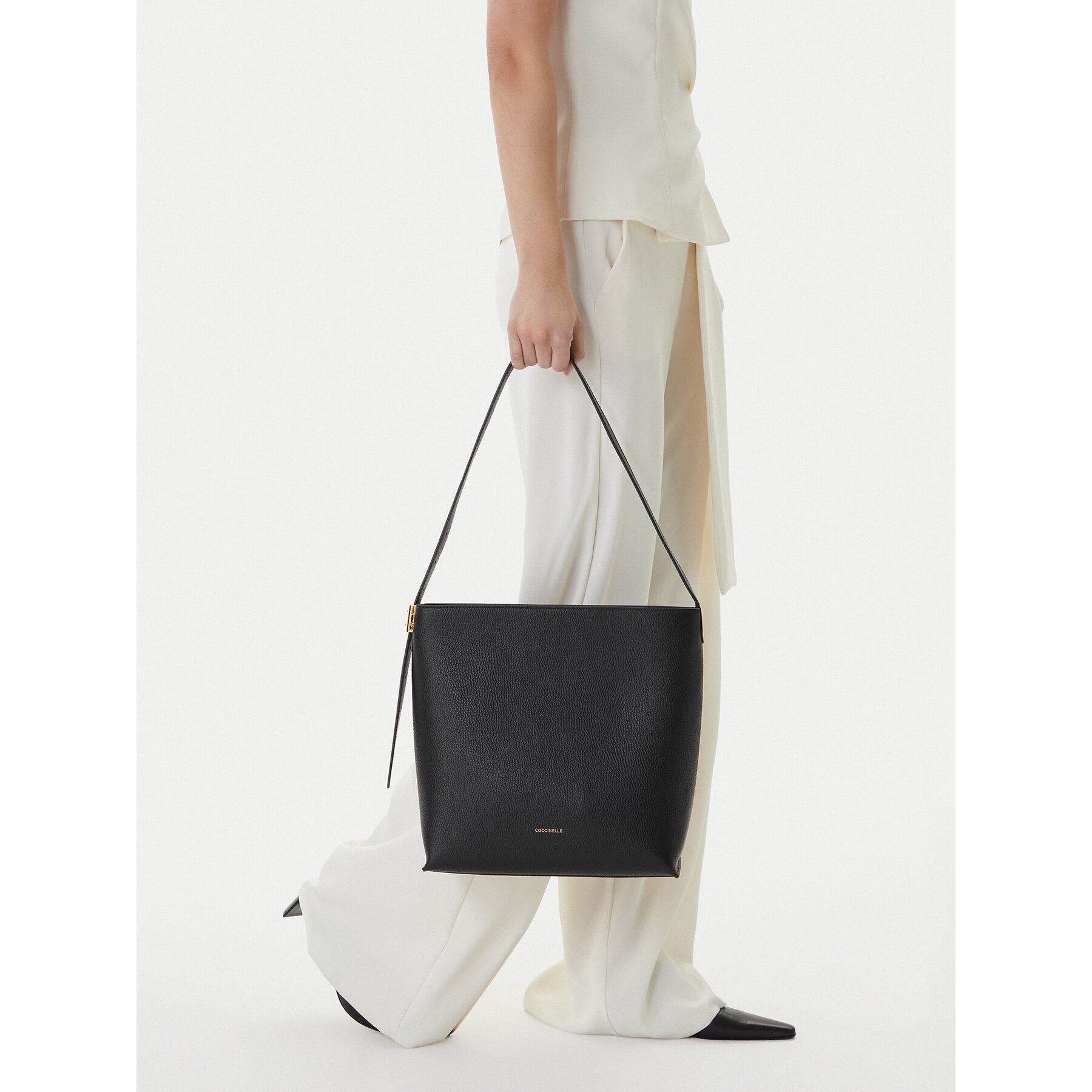 Geantă Coccinelle U4K Coccinelle C-Me Lock E1 U4K 13 02 01 Negru