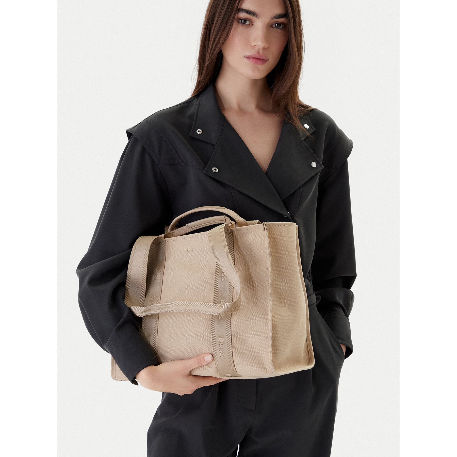 Дамска чанта BOSS 50558113 Бежов