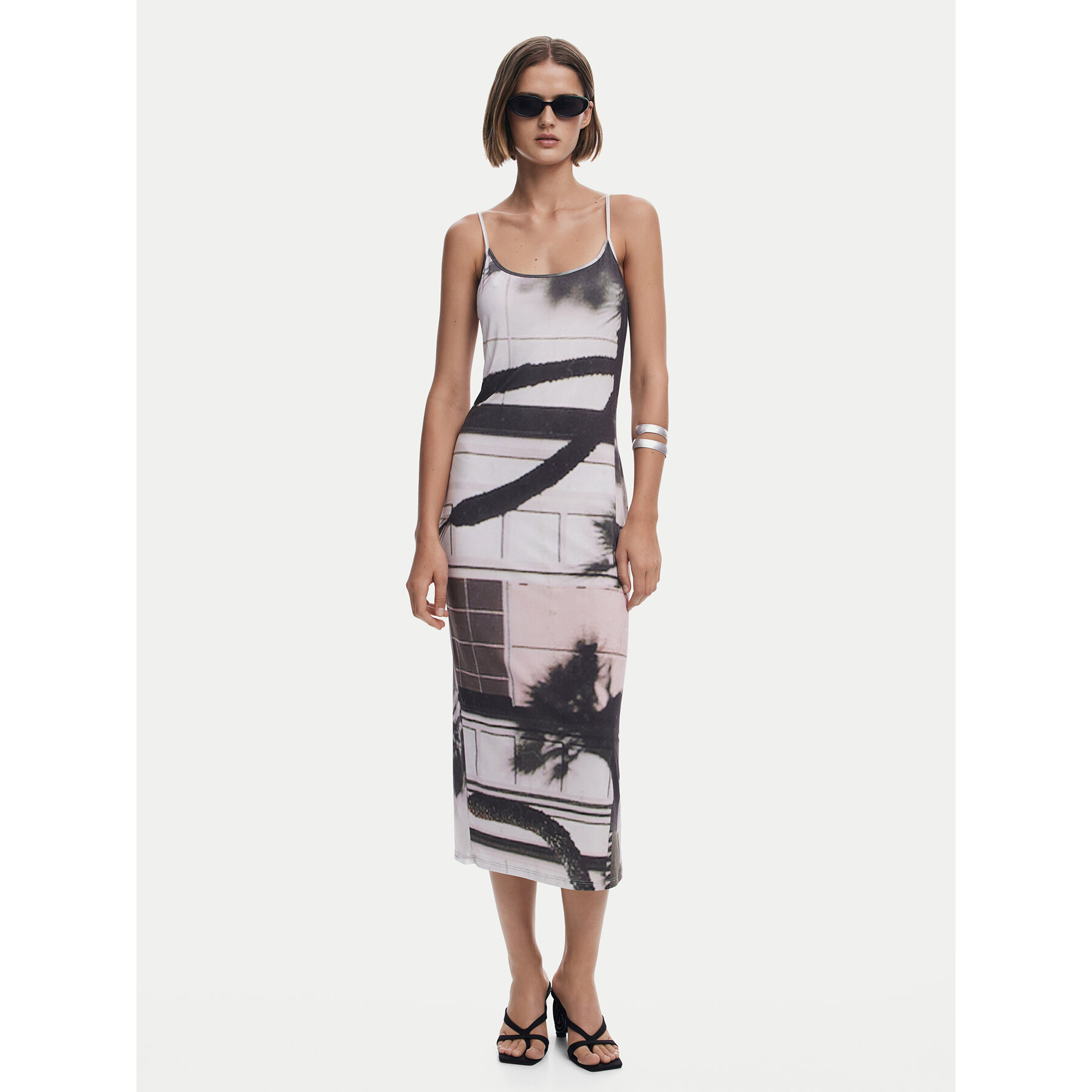 Desigual Sommerkleid 25SWVK56 Bunt Regular Fit