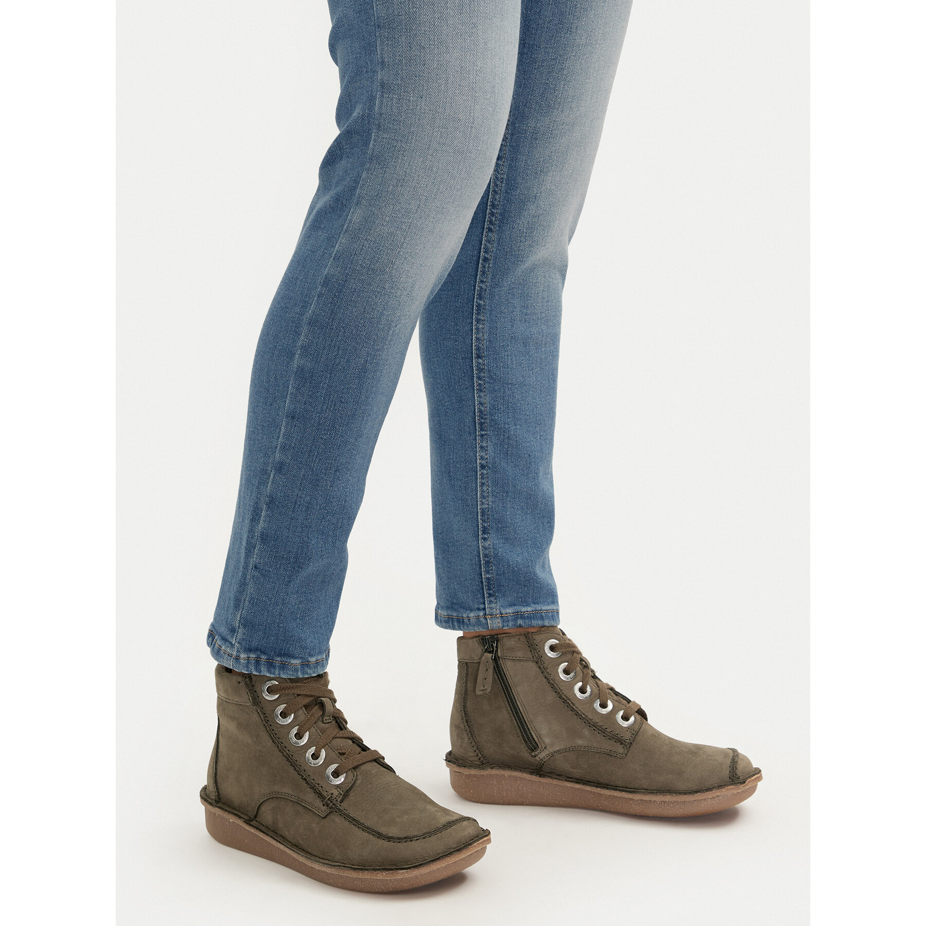 Puszābaki Clarks Funny Cedar 261738864 Haki