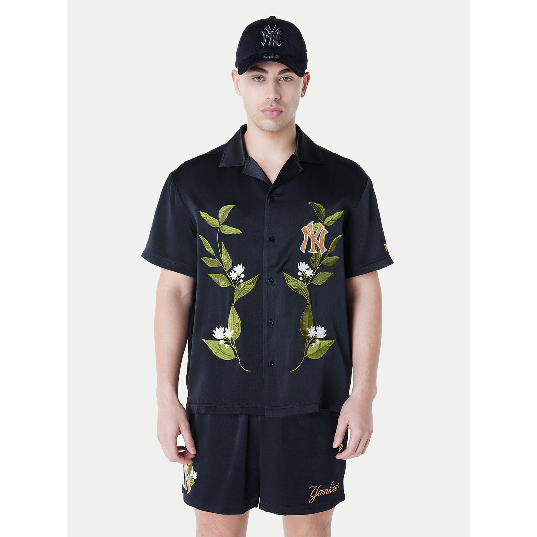 New Era Hemd New York Yankees Floral Revere 60596374 Schwarz Regular Fit