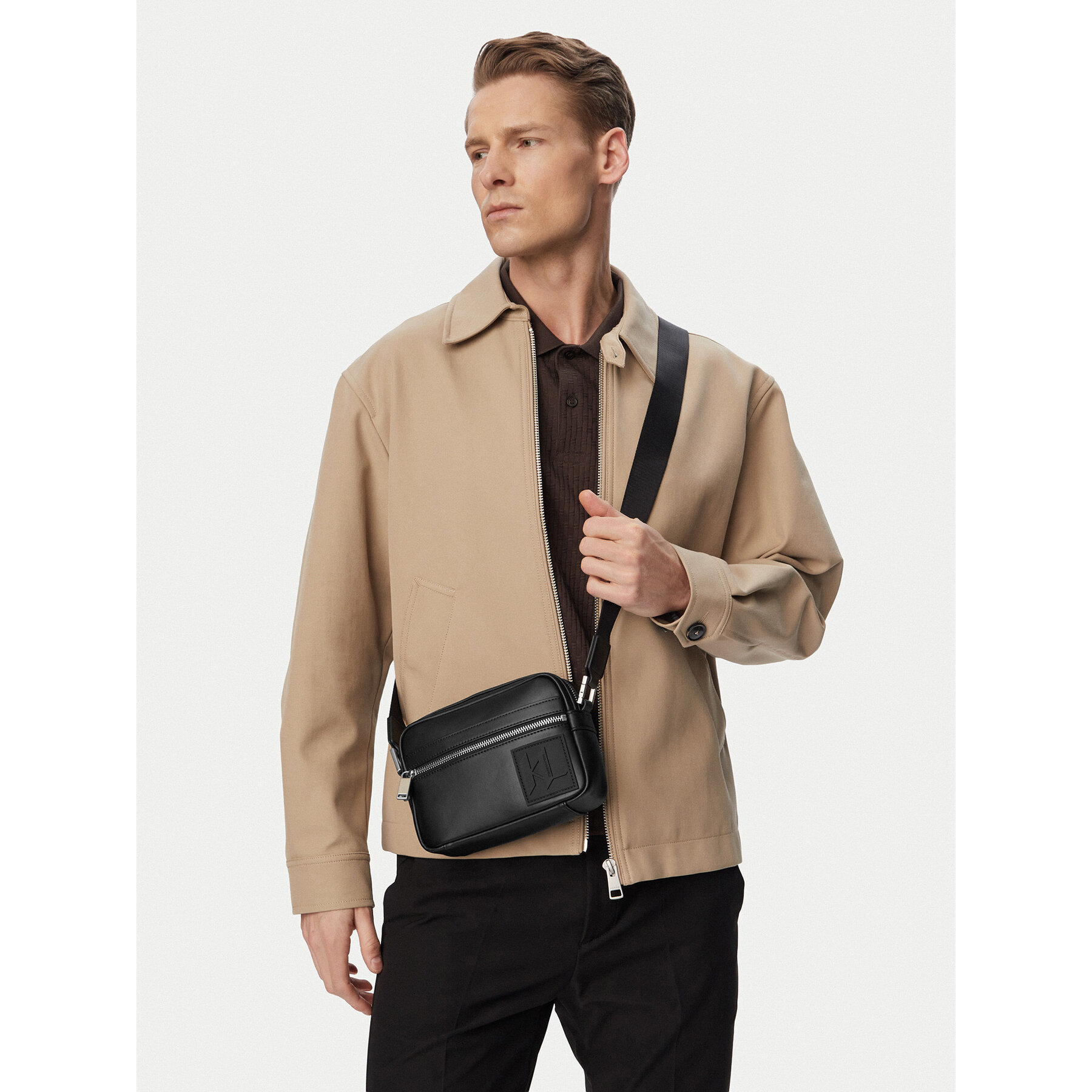 Válltáska KARL LAGERFELD B2M30186 Fekete
