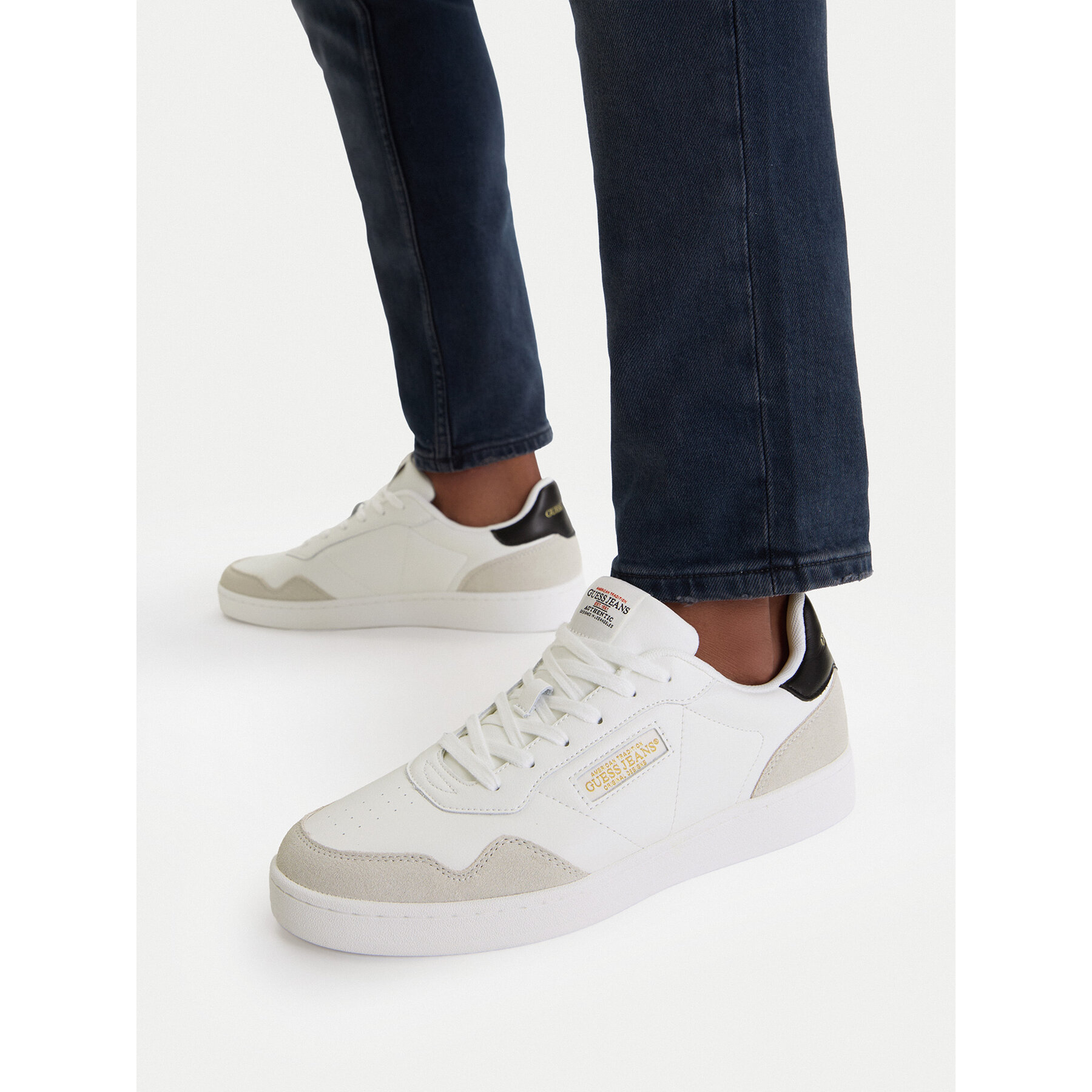 Tenisice Guess Jeans CWBEO-LUNARI-01 WE Bijela
