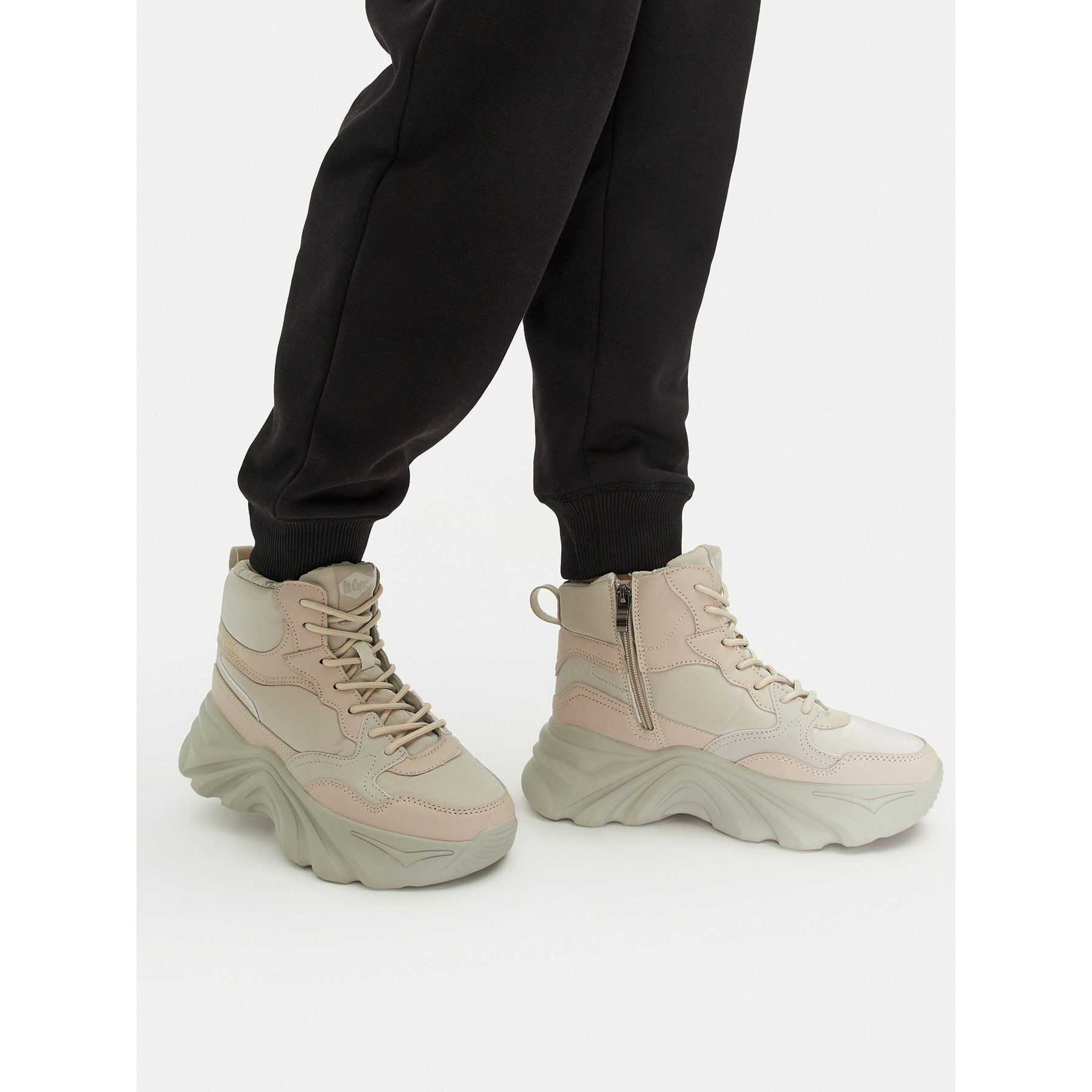 Μποτίνια Lee Cooper LCJ-24-47-3155LA Μπεζ