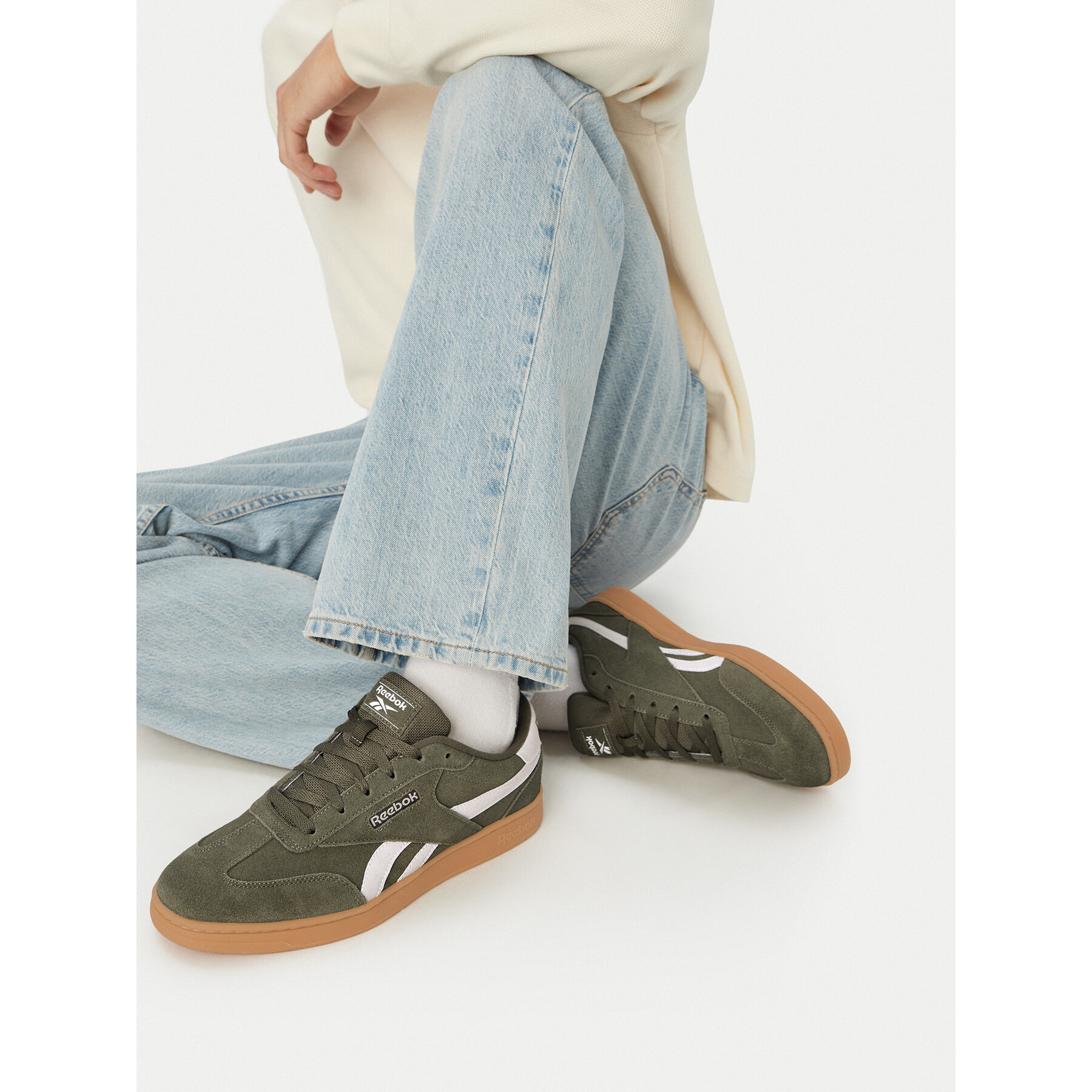 Superge Reebok C-FORTE LOUNGER AR30252MGTC Zelena