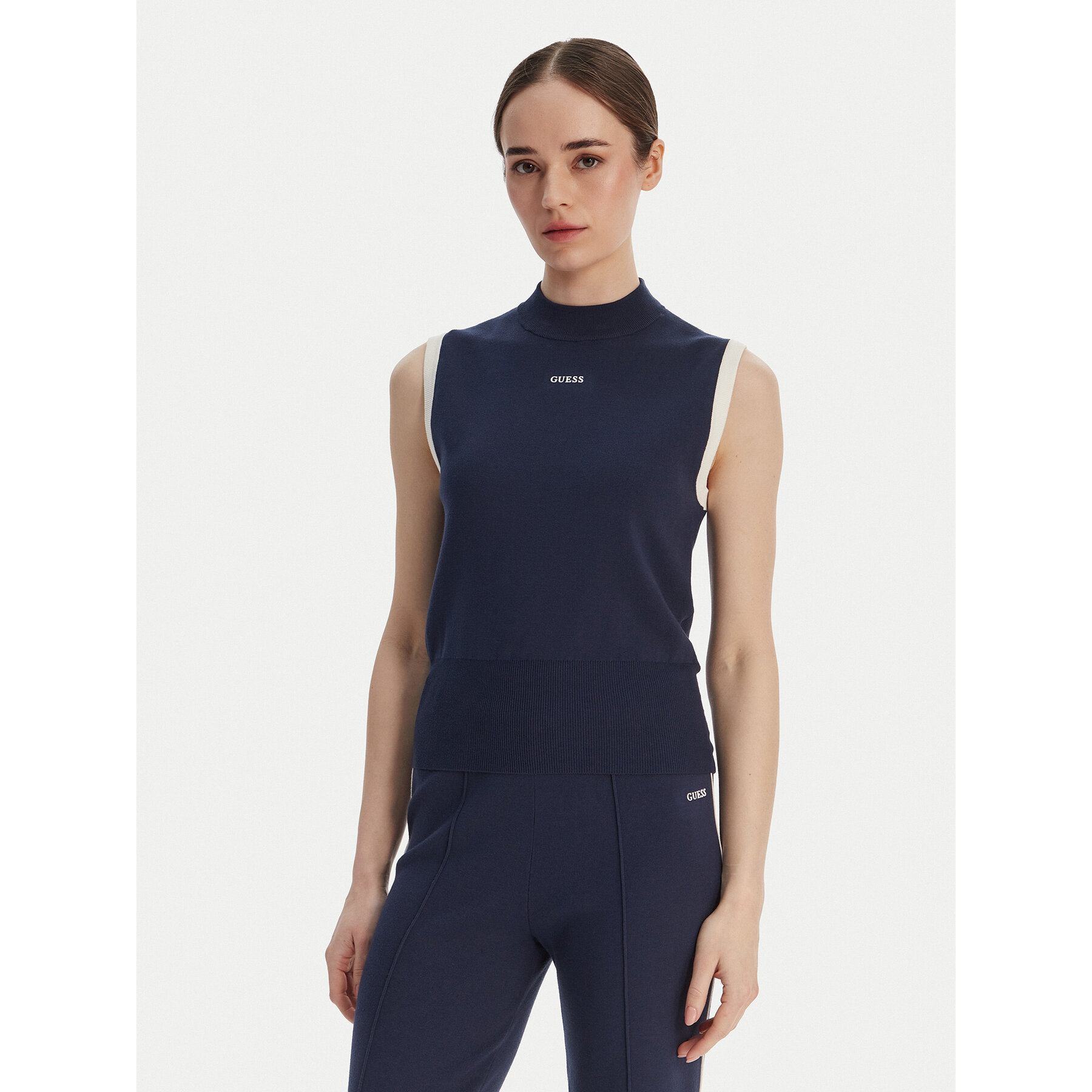 Guess Pullover 181078 Blau Classic Fit