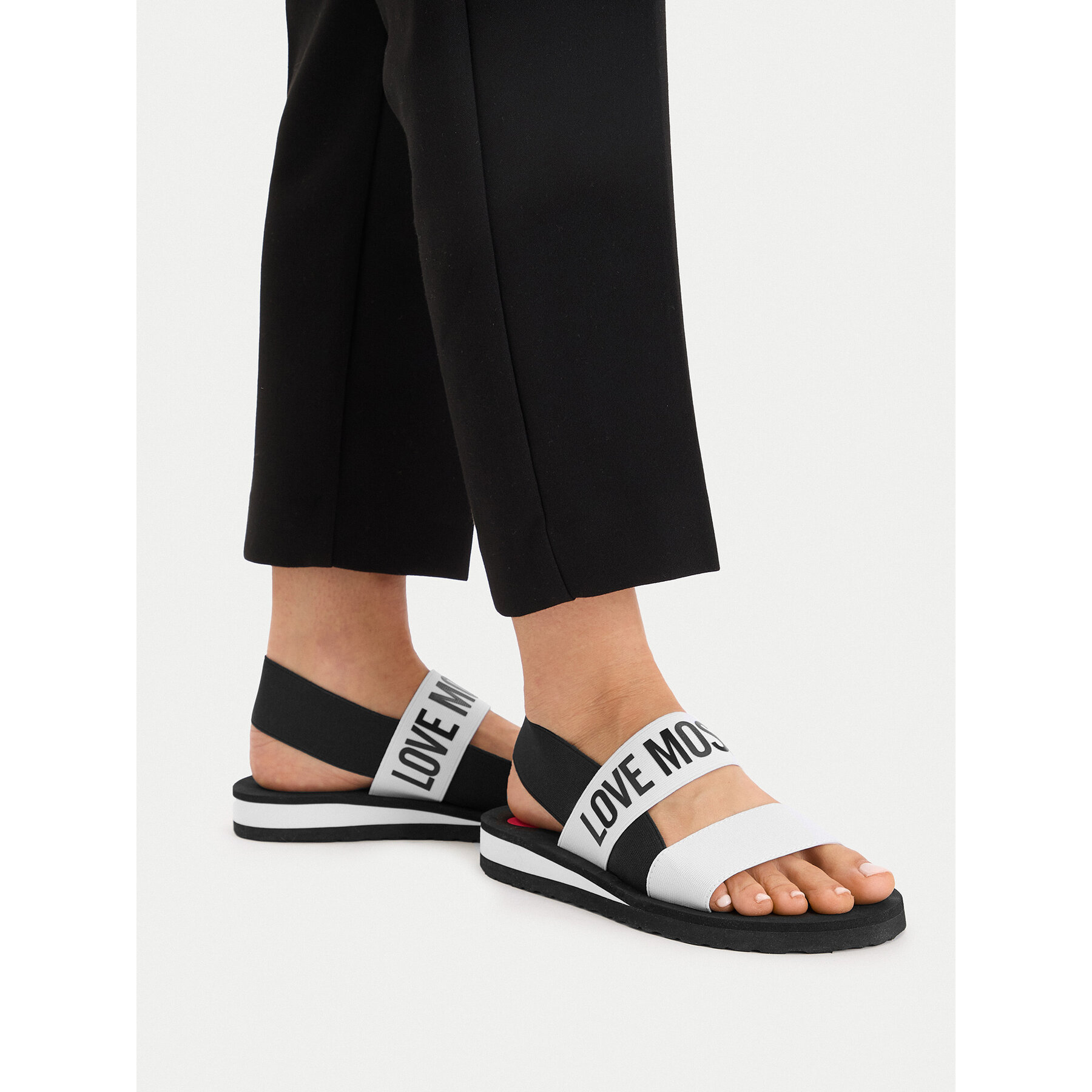 Sandále LOVE MOSCHINO JA16033G0MJN410A Biela