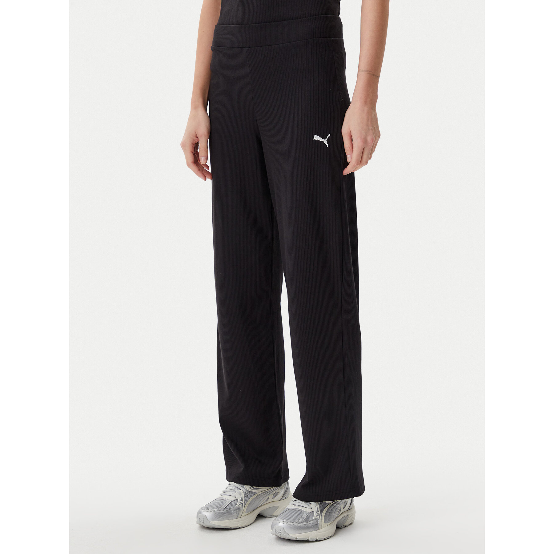 Puma Jogginghose Ess Elevated 685025 Schwarz Straight Fit