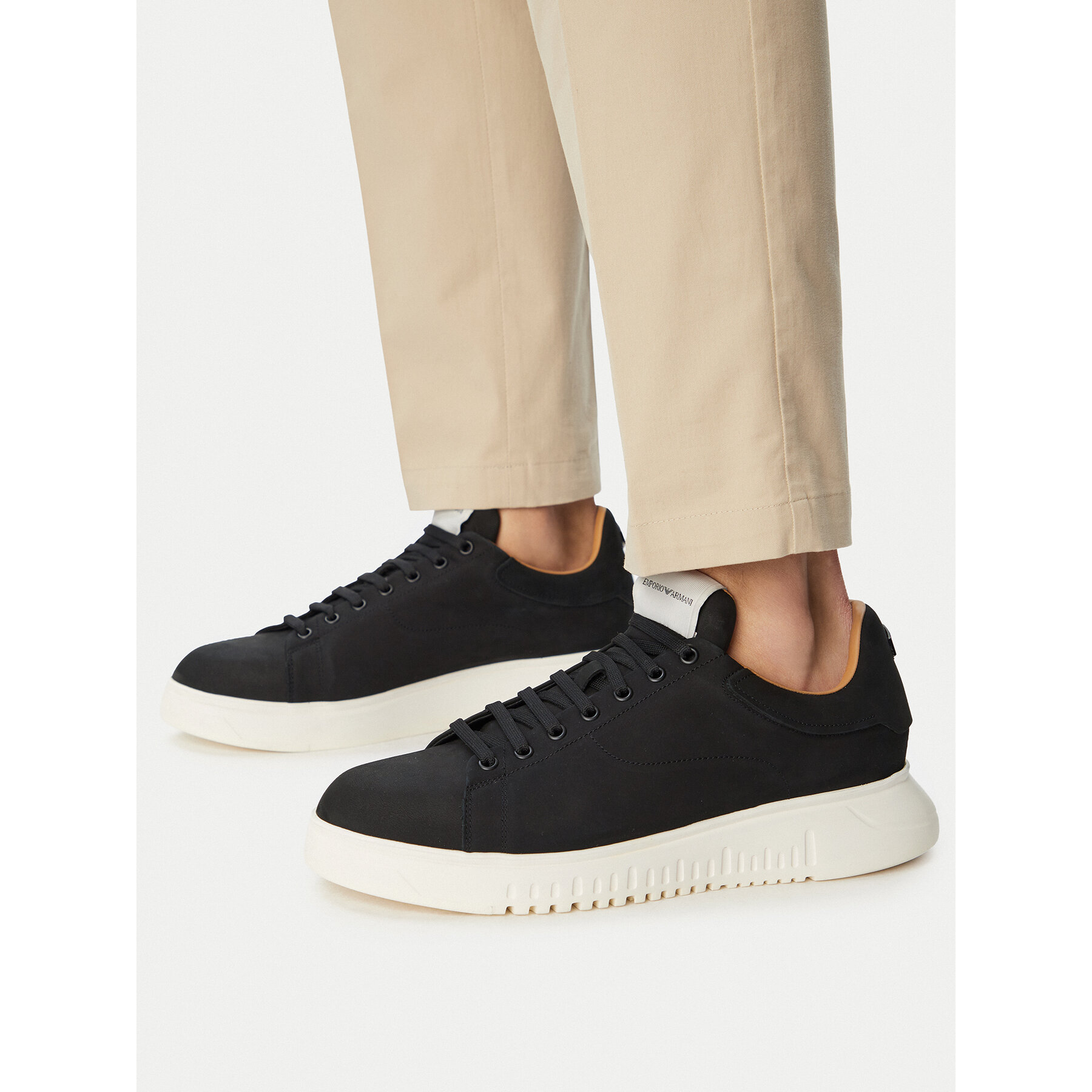 Sneakersy Emporio Armani EM003663 AF19998 UC001 Čierna