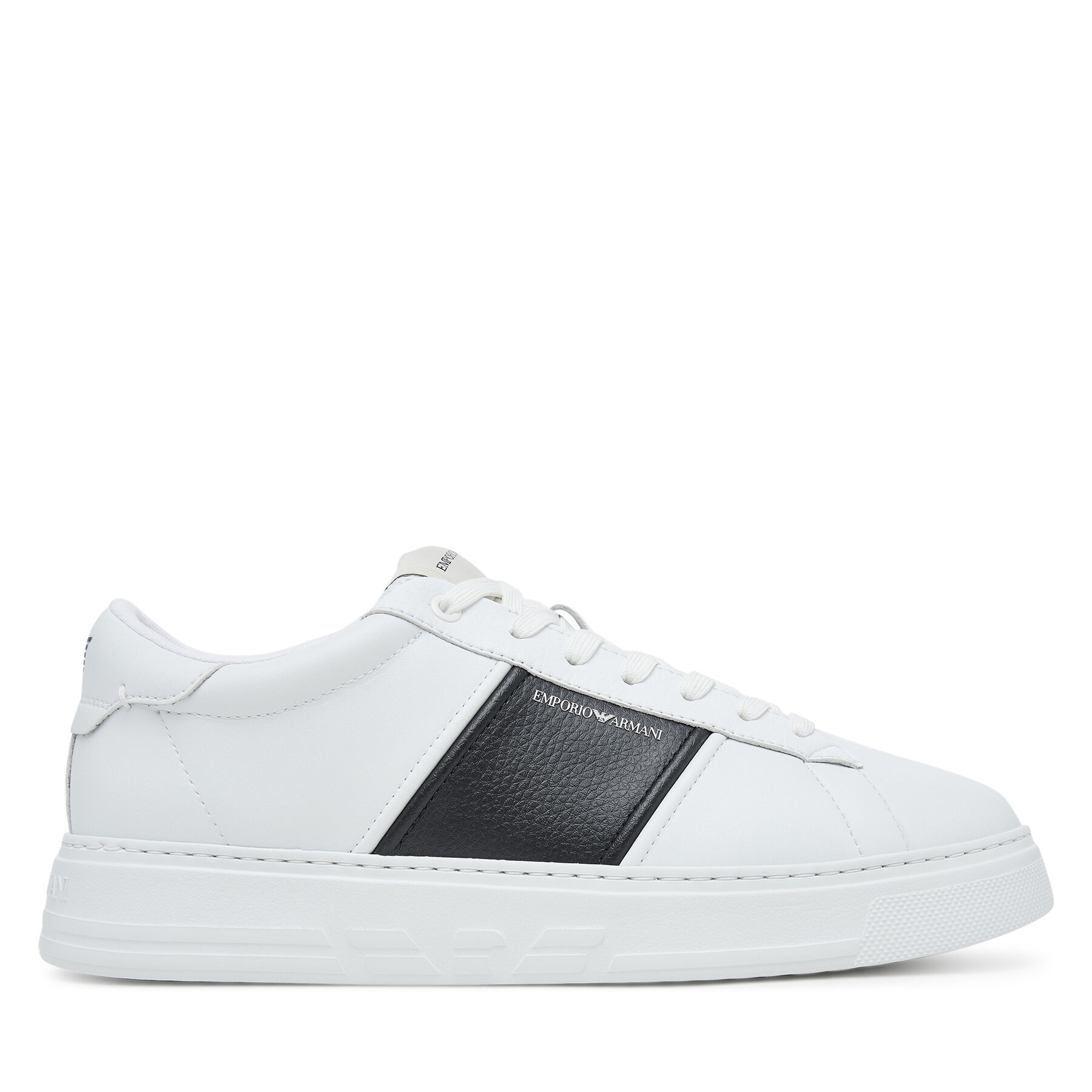 Сникърси Emporio Armani EM003701 AF18017 MZ309 Бял