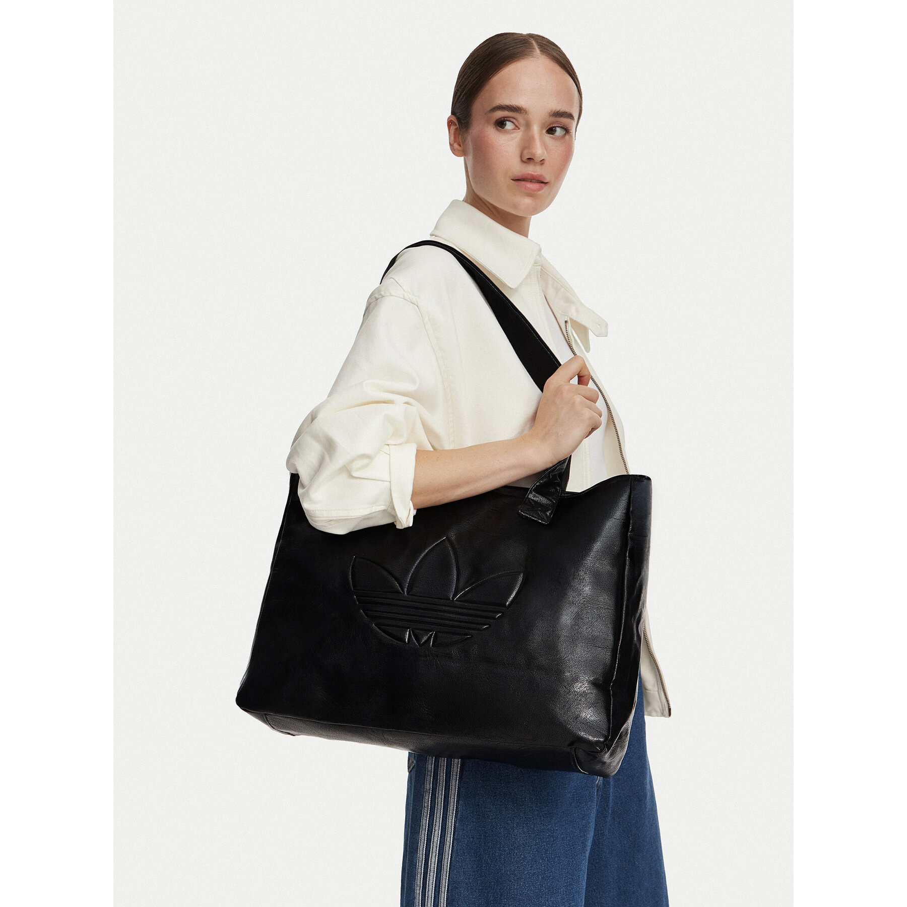 Ročna torba adidas Shopper Metallic Pu Bag KR1565 Črna