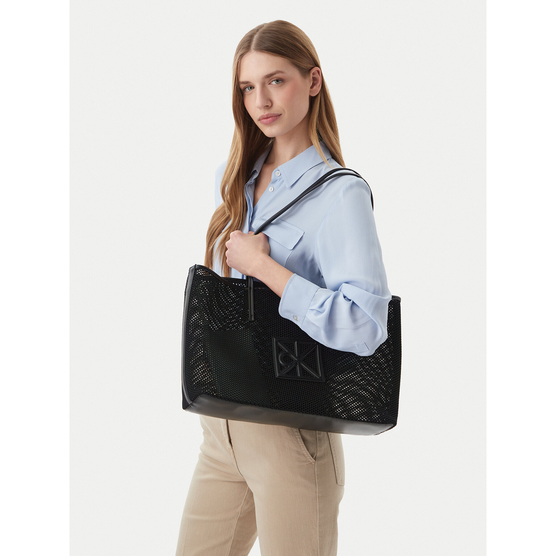 Geantă Calvin Klein Emblem Mesh Tote LV04F3380G Negru