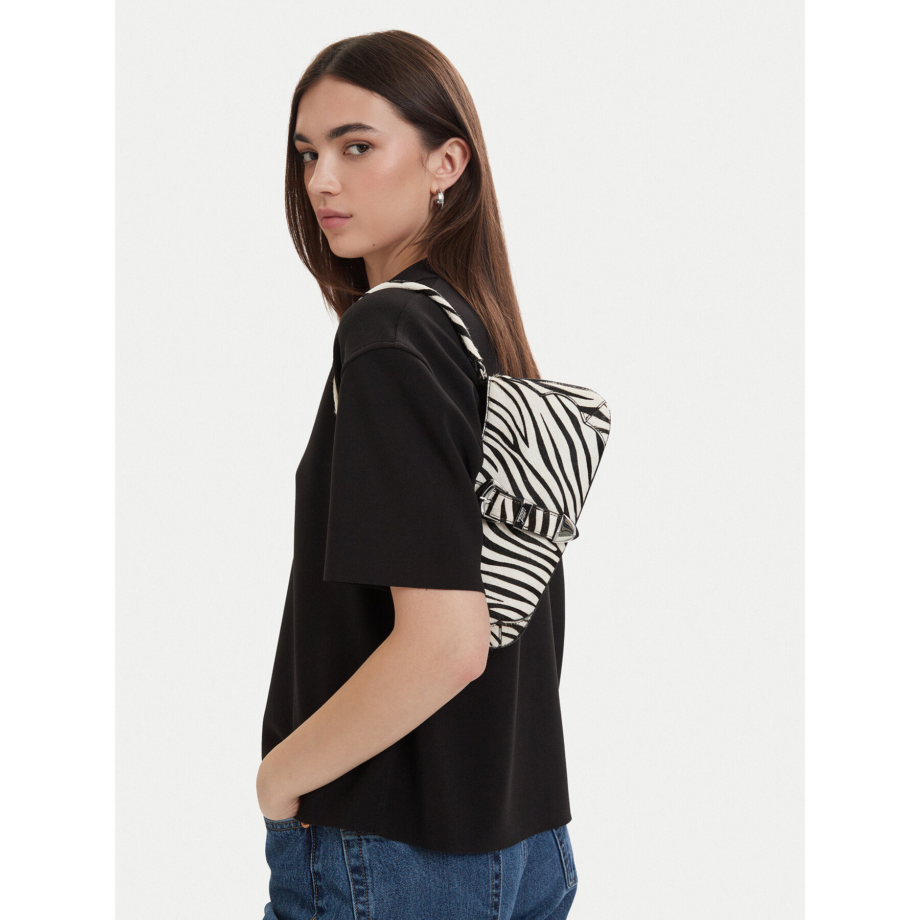 Дамска чанта Tommy Jeans Tjw Cool Zebra Shoulder Bag AW0AW18879 Бял