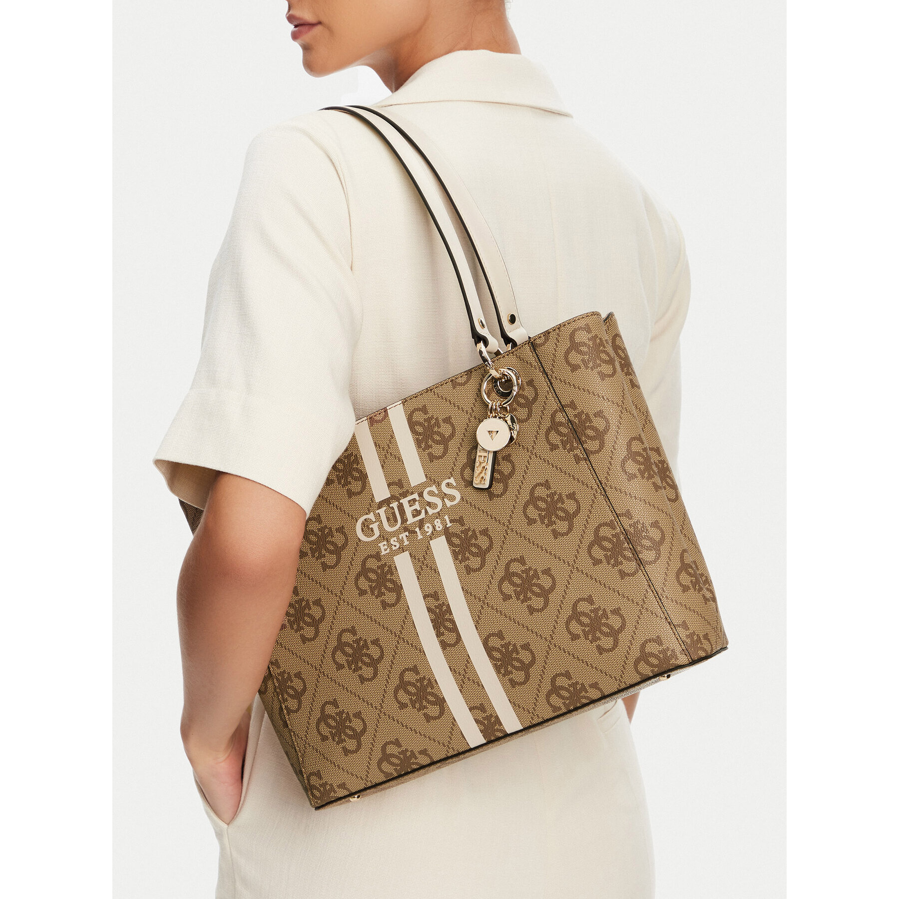 Дамска чанта Guess HWOS96 72250 Бежов