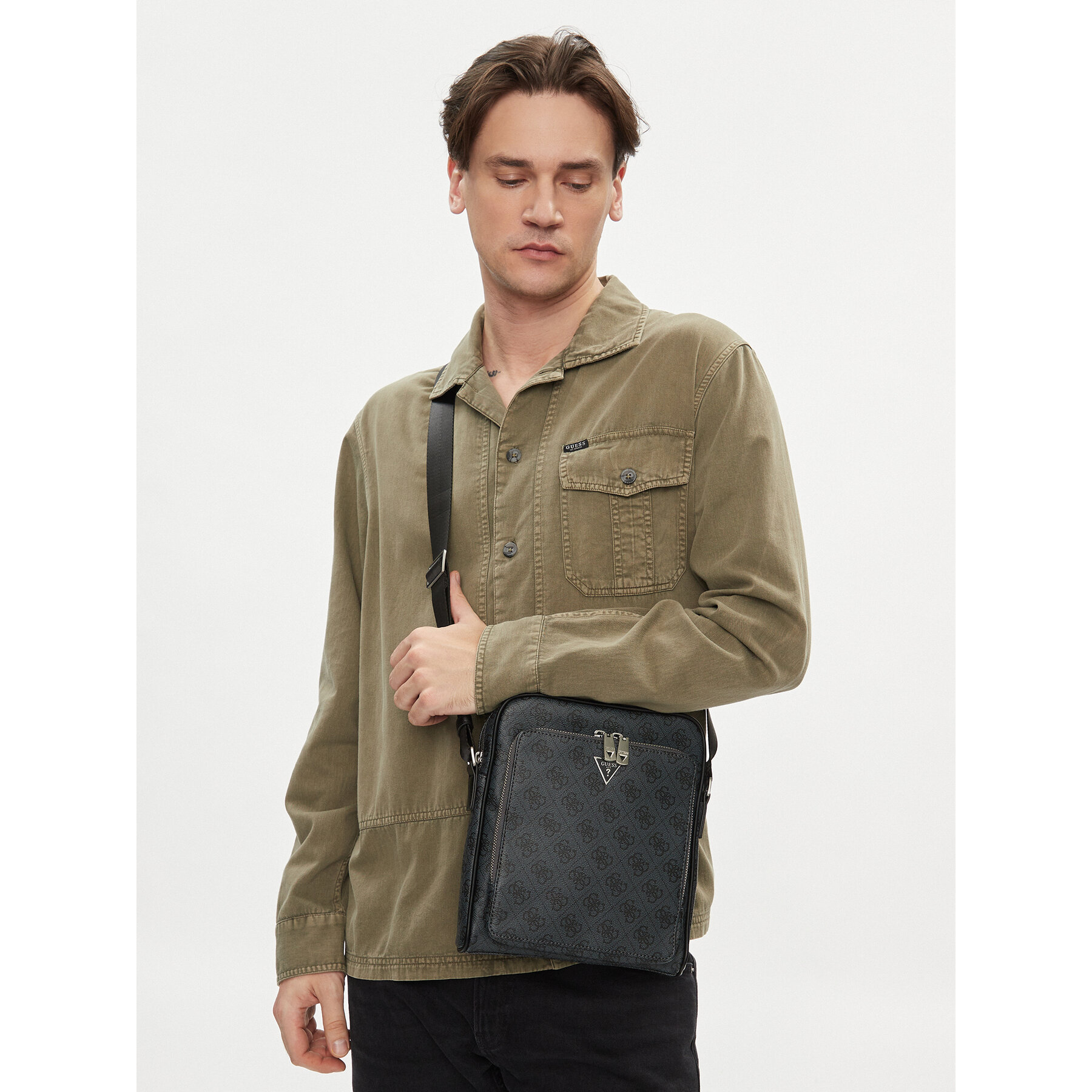 Geantă crossover Guess HMMILO P4260 Negru