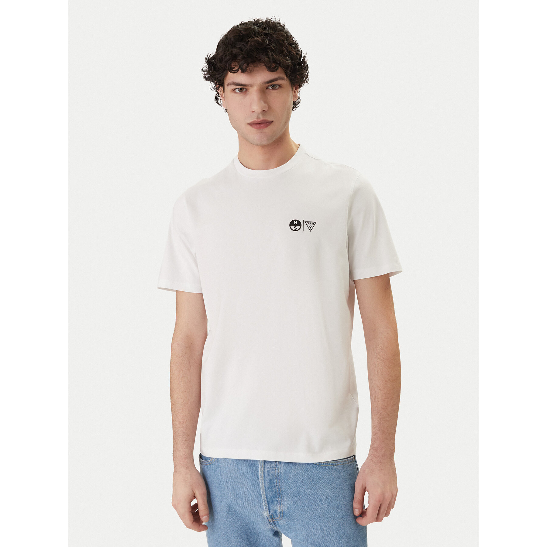 Guess T-Shirt GUESS x NORTH SAILS M6GI46 K3495 Weiß Regular Fit