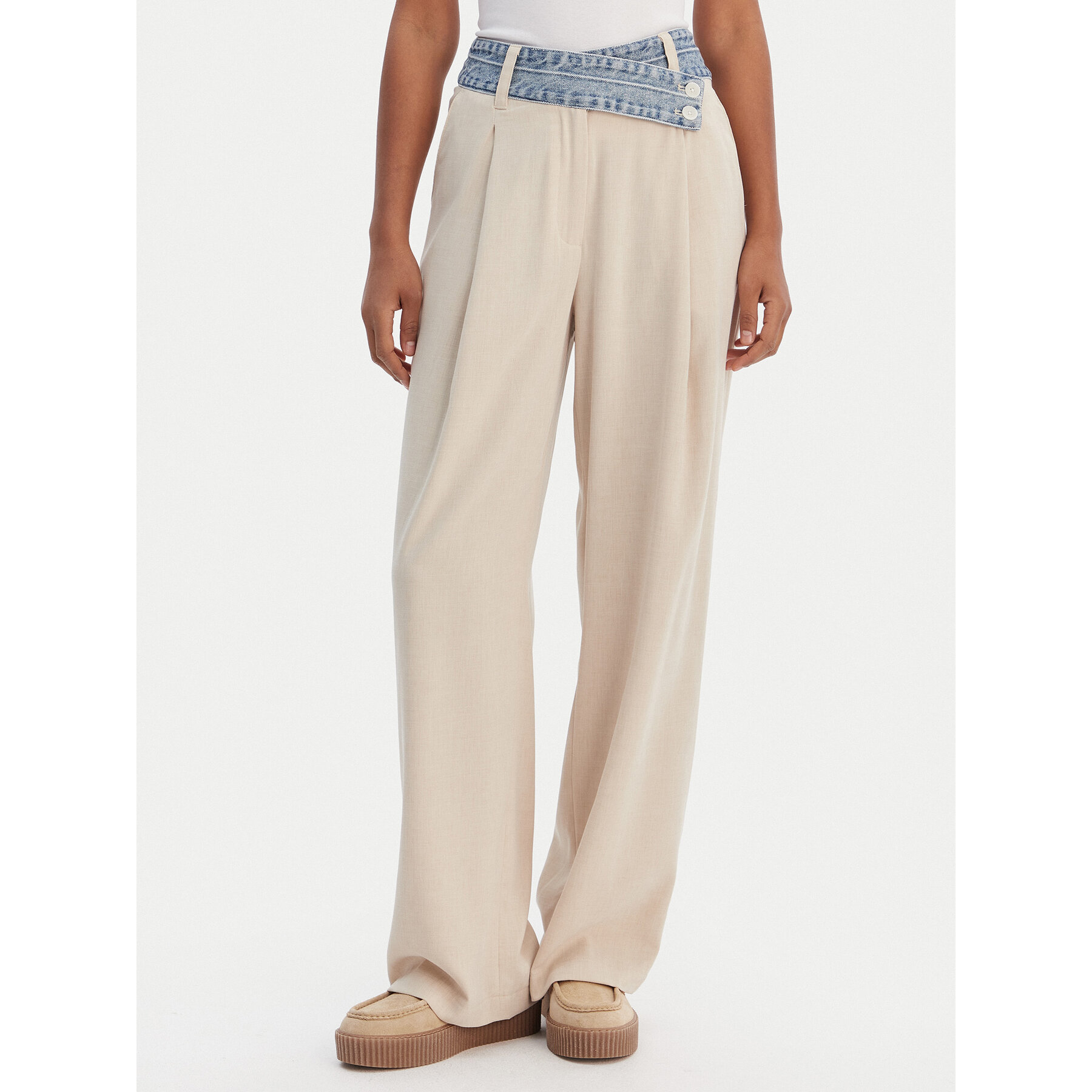 Desigual Stoffhose 26SWPW28 Beige Regular Fit