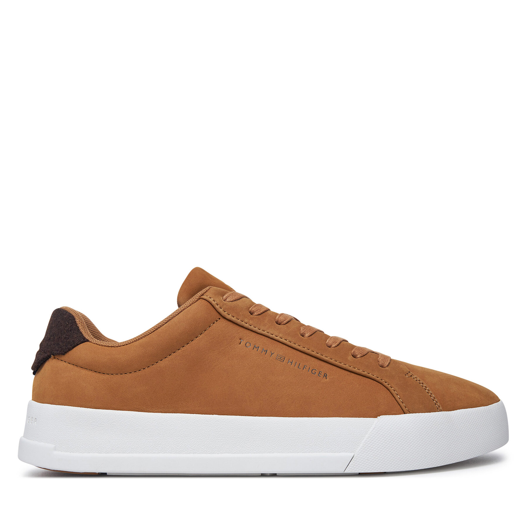 Zapatillas Tommy Hilfiger Th Court Winter Nubuck FM0FM05302 Marrón