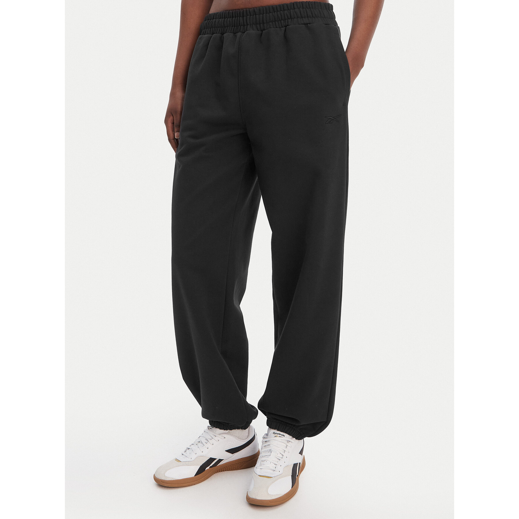 Reebok Παντελόνι φόρμας Reebok x Ewa Chodakowska RK25621CCW Μαύρο Relaxed Fit
