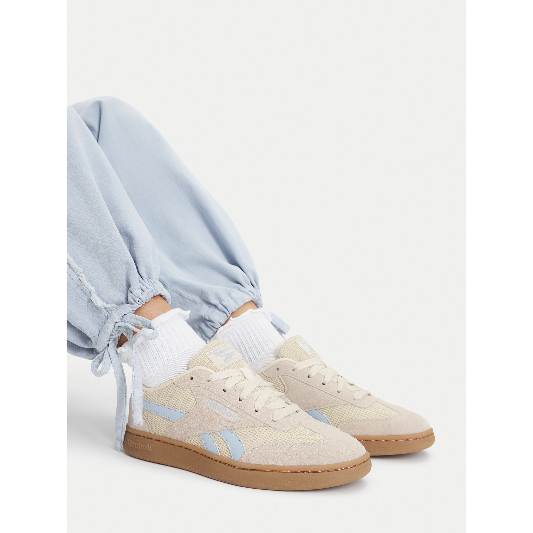 Superge Reebok C-FORTE LOUNGER AR30751WCLT Kremna