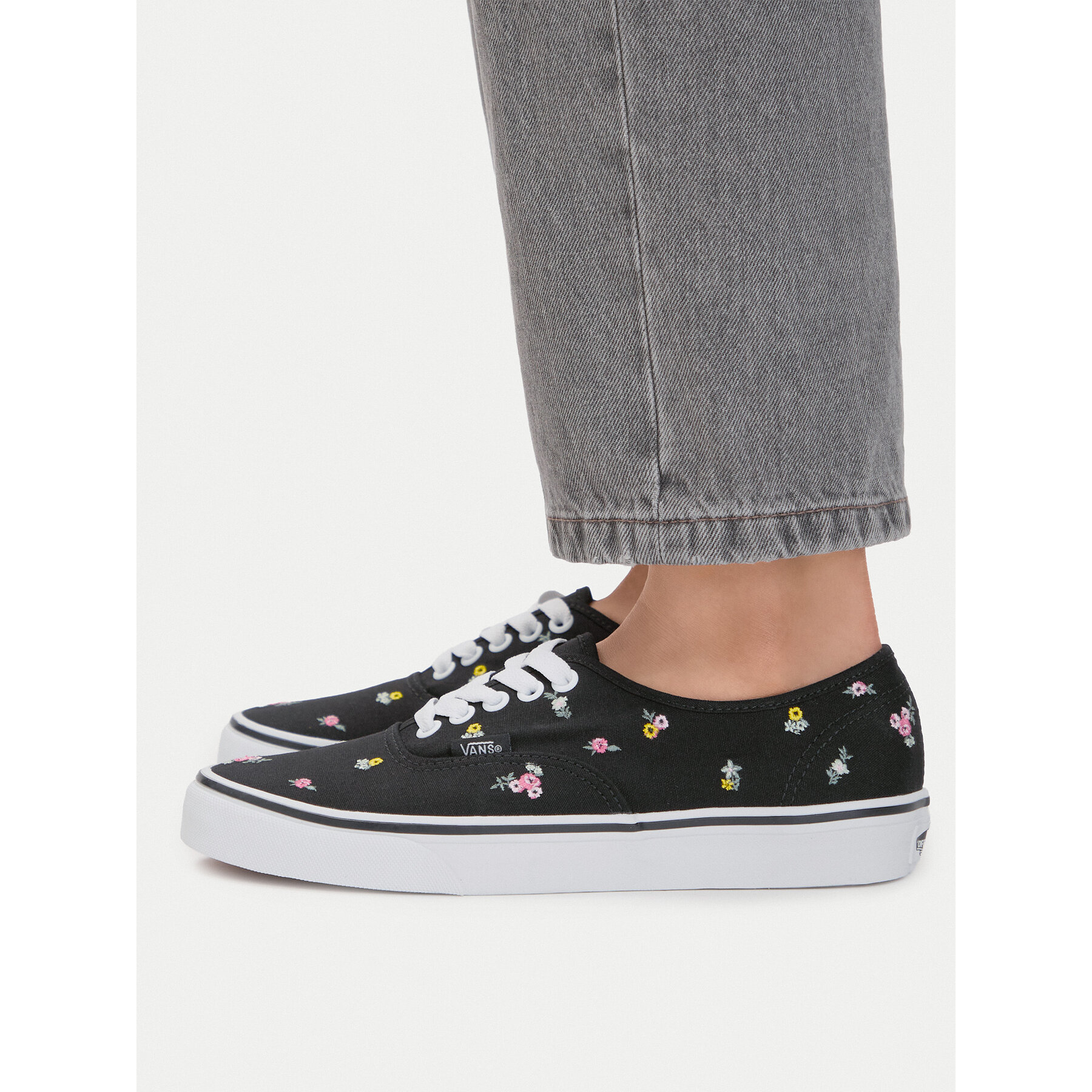 Гуменки Vans Authentic VN000Z1BB9P1 Черен