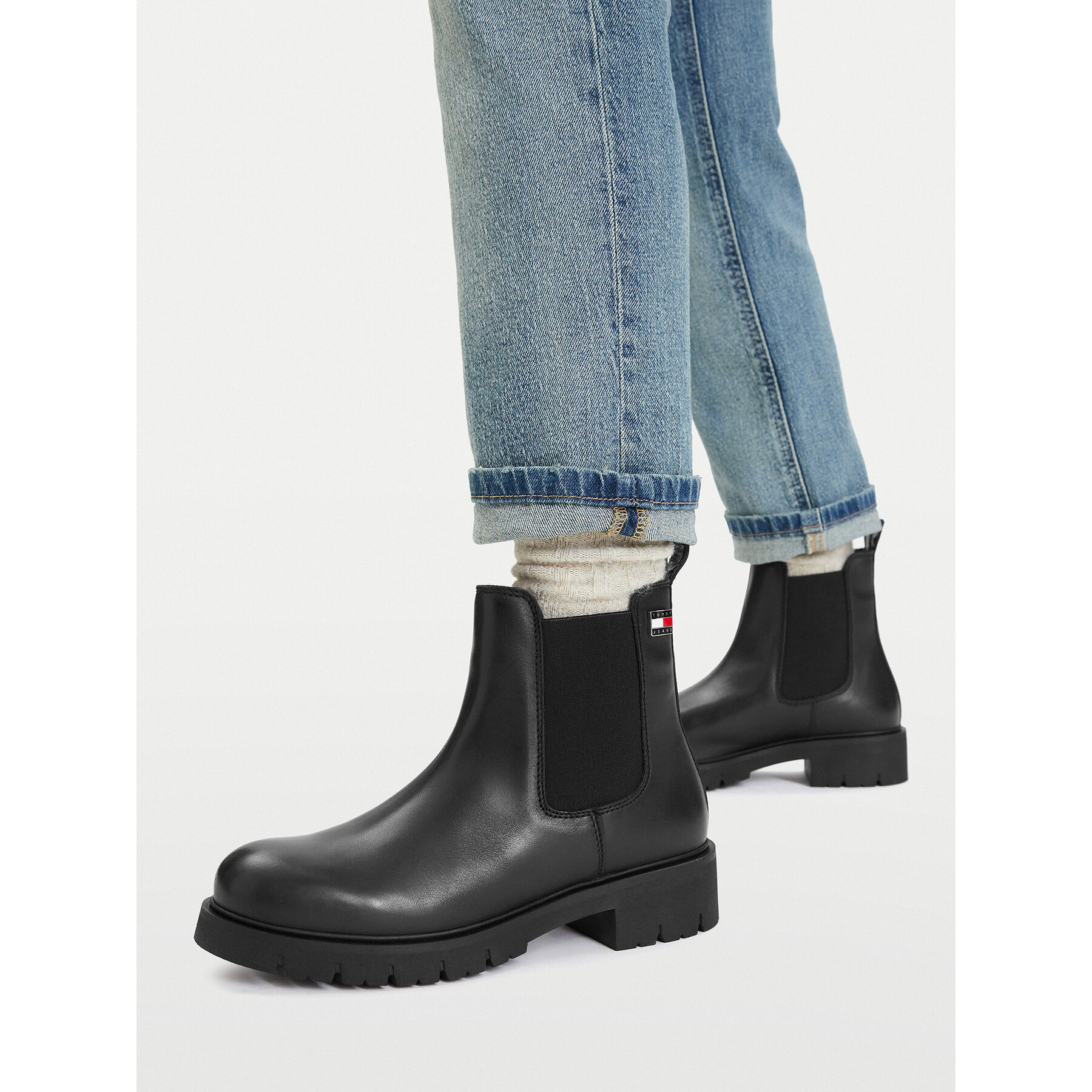 Μποτάκια με λάστιχο Tommy Jeans Tjw Cleated Chelsea Boots EN0EN03105 Μαύρο