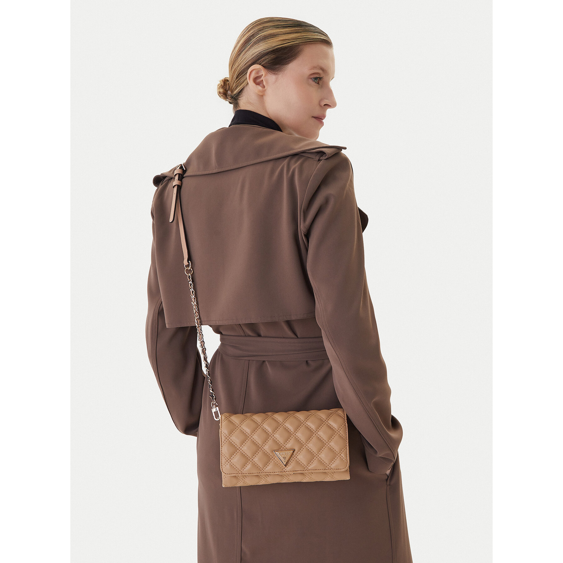 Torbica Guess Giully II Mini HWQG96 73750 Bež