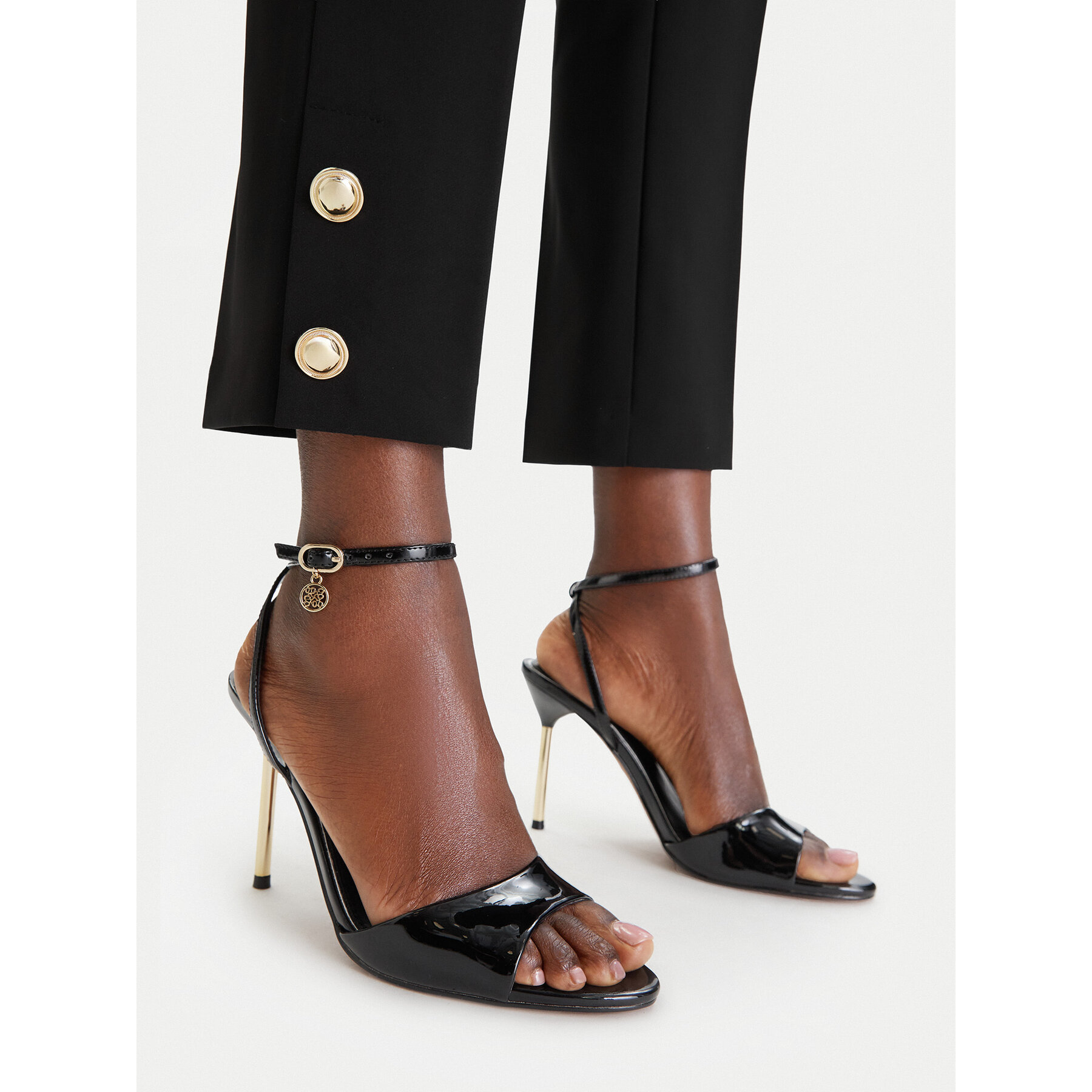 Štikle Nine West EO-CD25-144-1 Crna