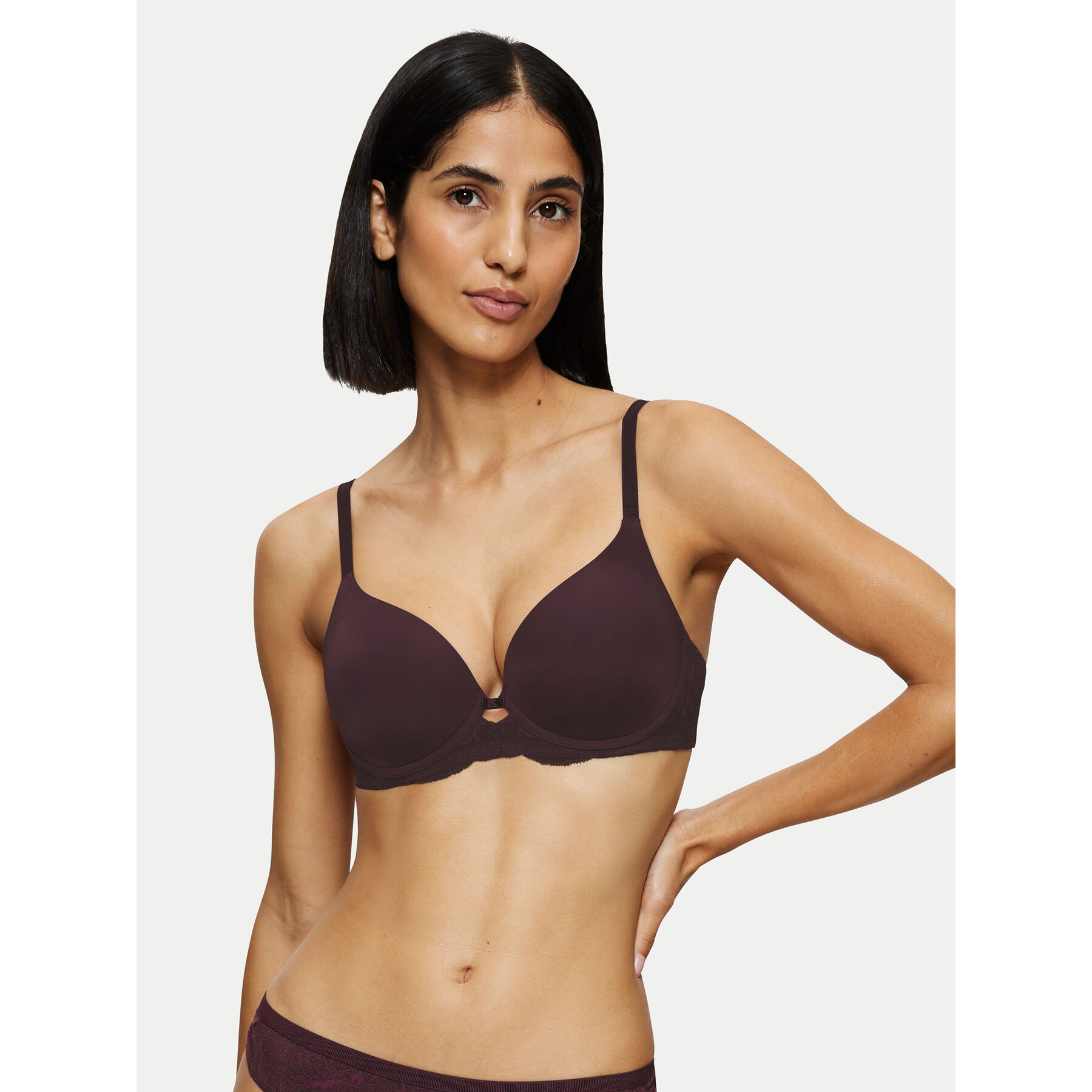 Triumph Melltartó alsó huzallal Amourette Charm 10214459 Bordó