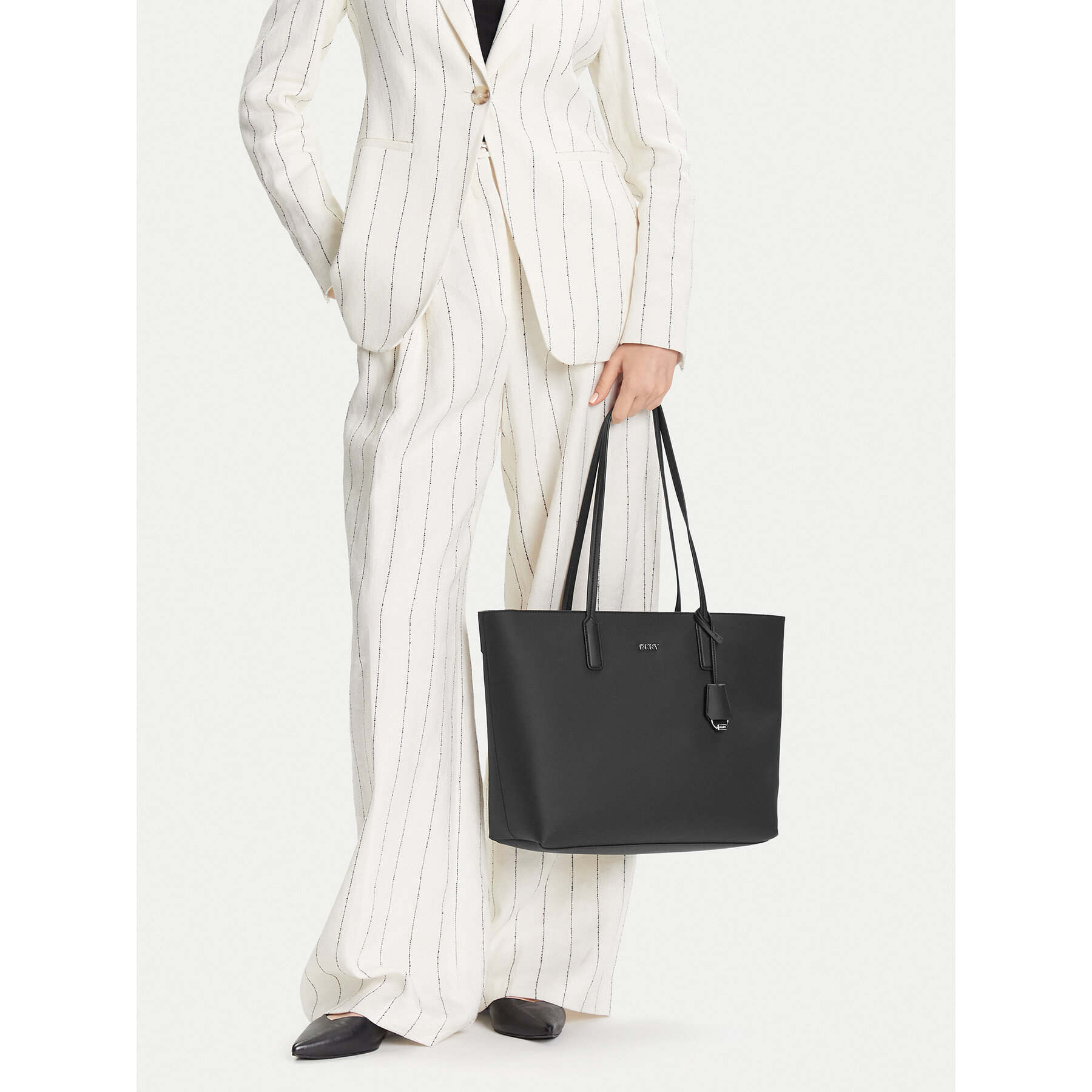 Táska DKNY R44AYI42 Fekete
