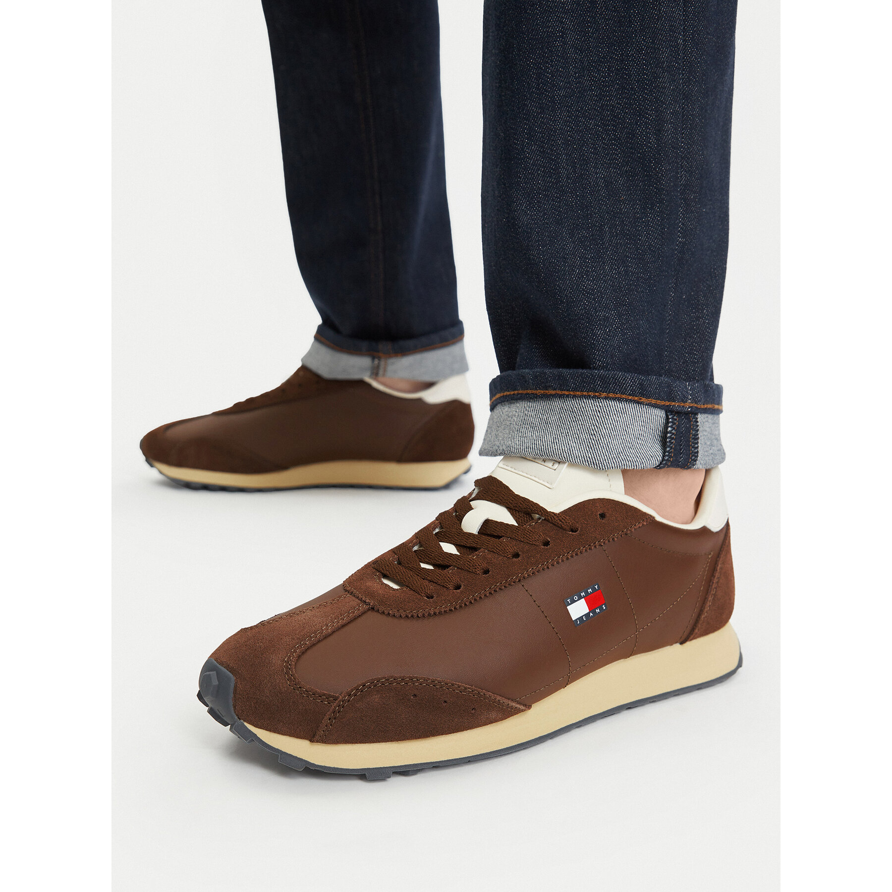 Сникърси Tommy Jeans Tjm Retro Runner Archive Mix Mat EM0EM01763 Кафяв