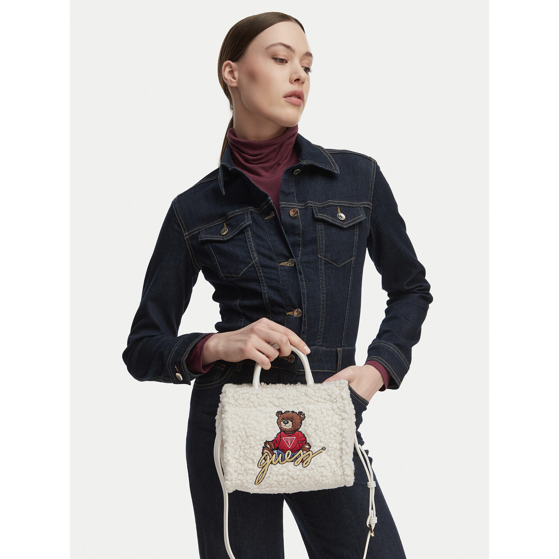 Дамска чанта Guess J4BZ25 WGI20 Екрю