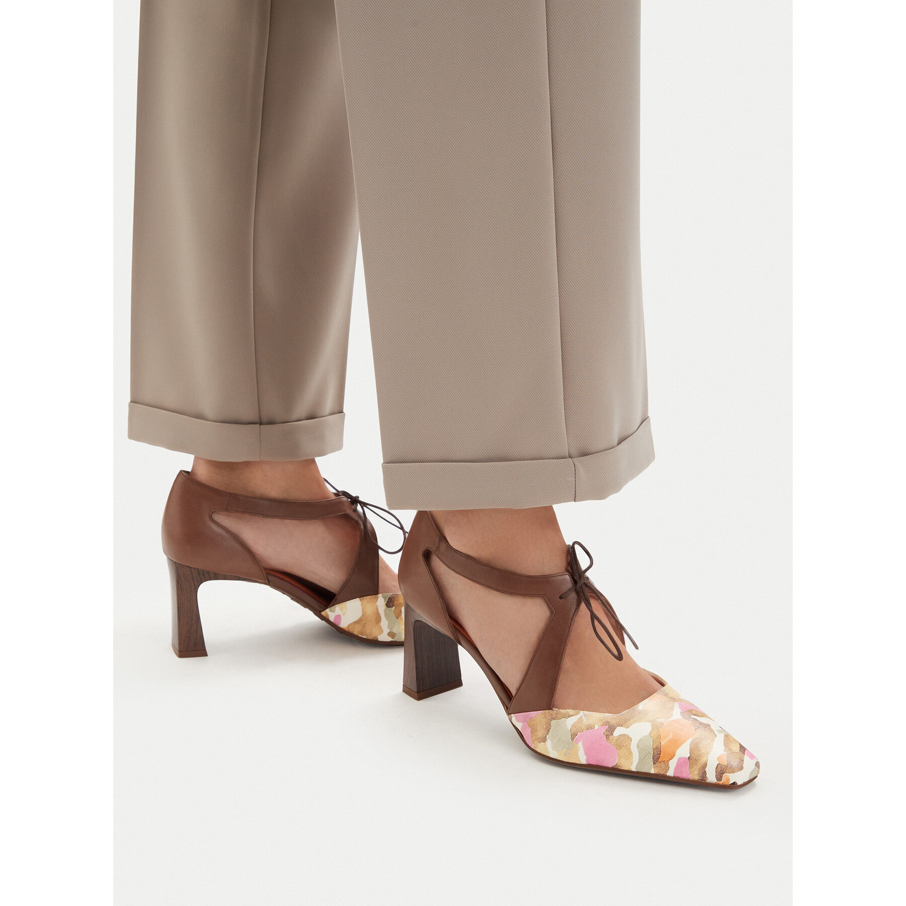 Pantofi Hispanitas BHV264664 C001 Colorat