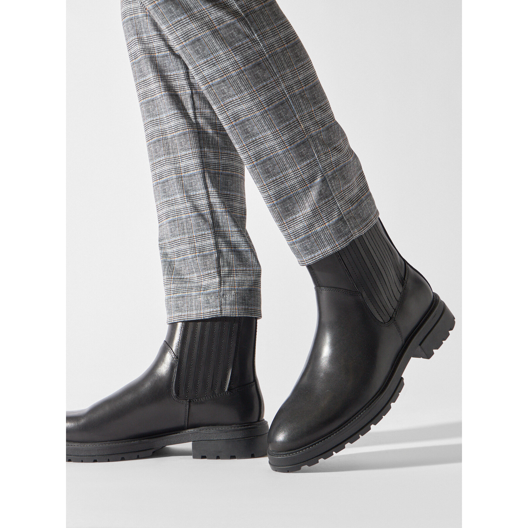 Gležnjarji Chelsea Vagabond Shoemakers Johnny 2.0 5479-401-20 Črna