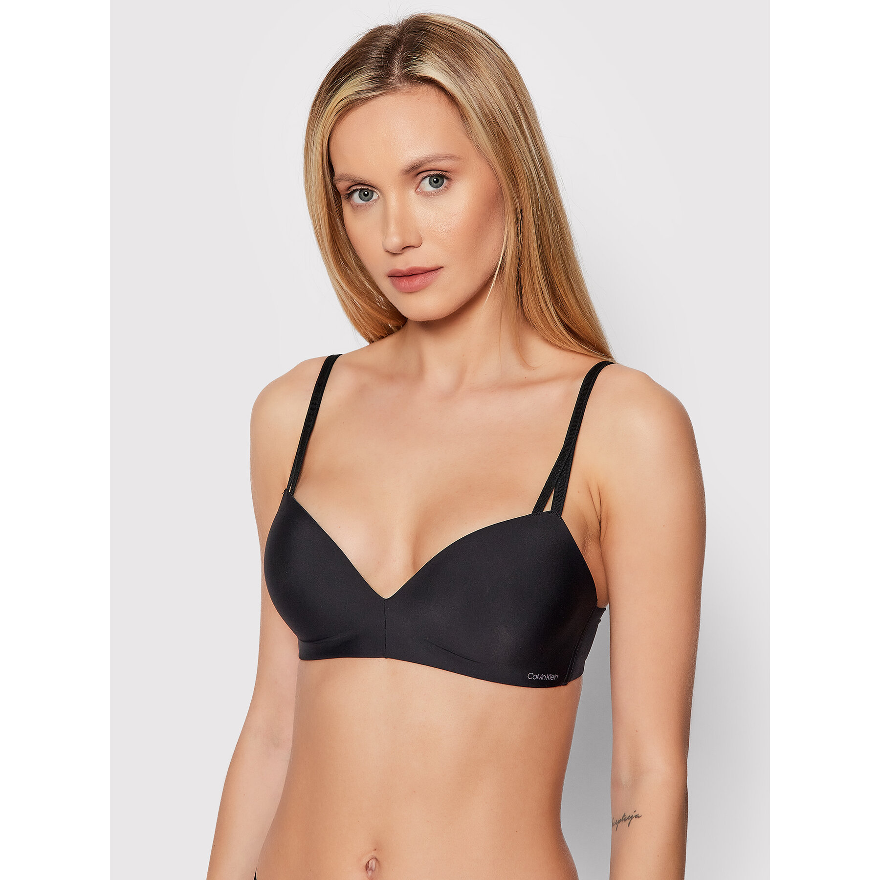 Calvin Klein Underwear Varrásmentes melltartó Seductive Comfort 000QF6017E Fekete